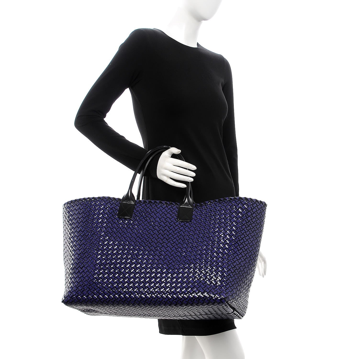 Bottega Veneta Spazzolato Intrecciato Large Cabat Anemone 2 of 8