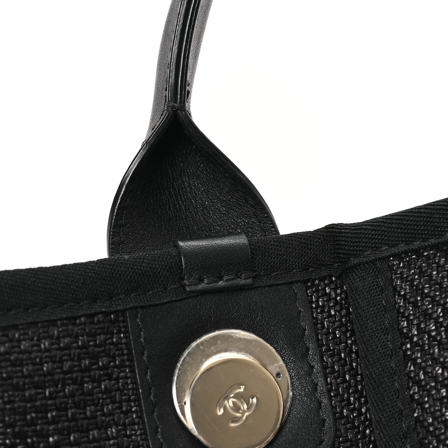 Mixed Fibers Calfskin Striped Medium Deauville Black