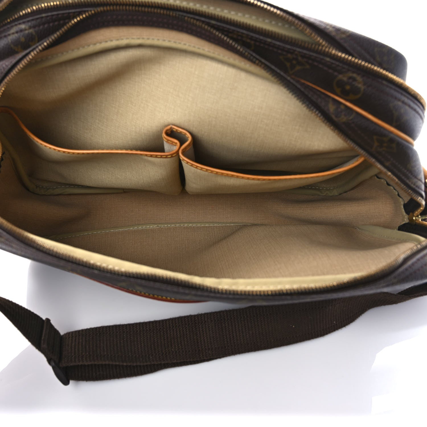 Louis Vuitton Monogram Reporter GM 6 of 11