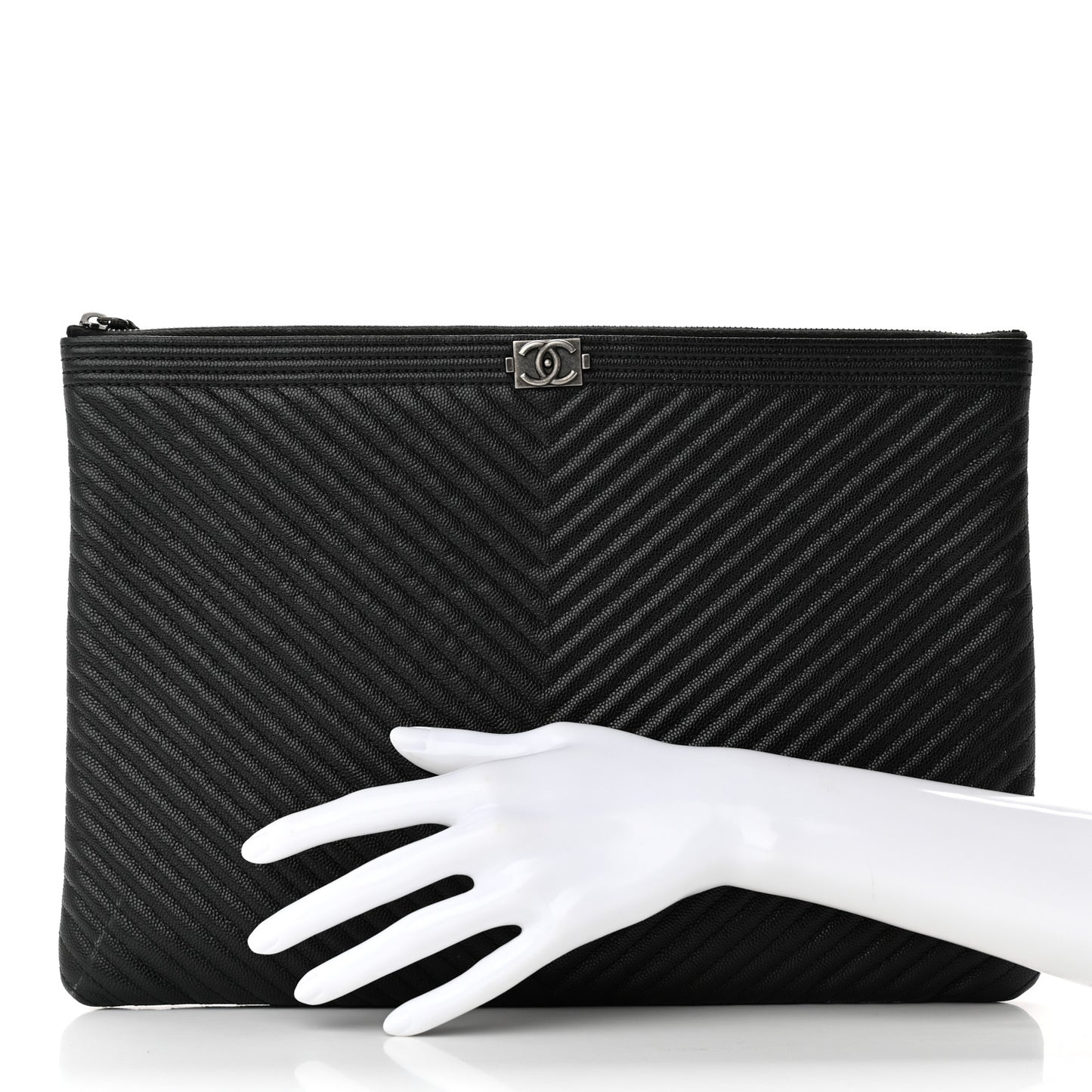 Caviar Chevron Quilted Medium Boy Zip Pouch Black