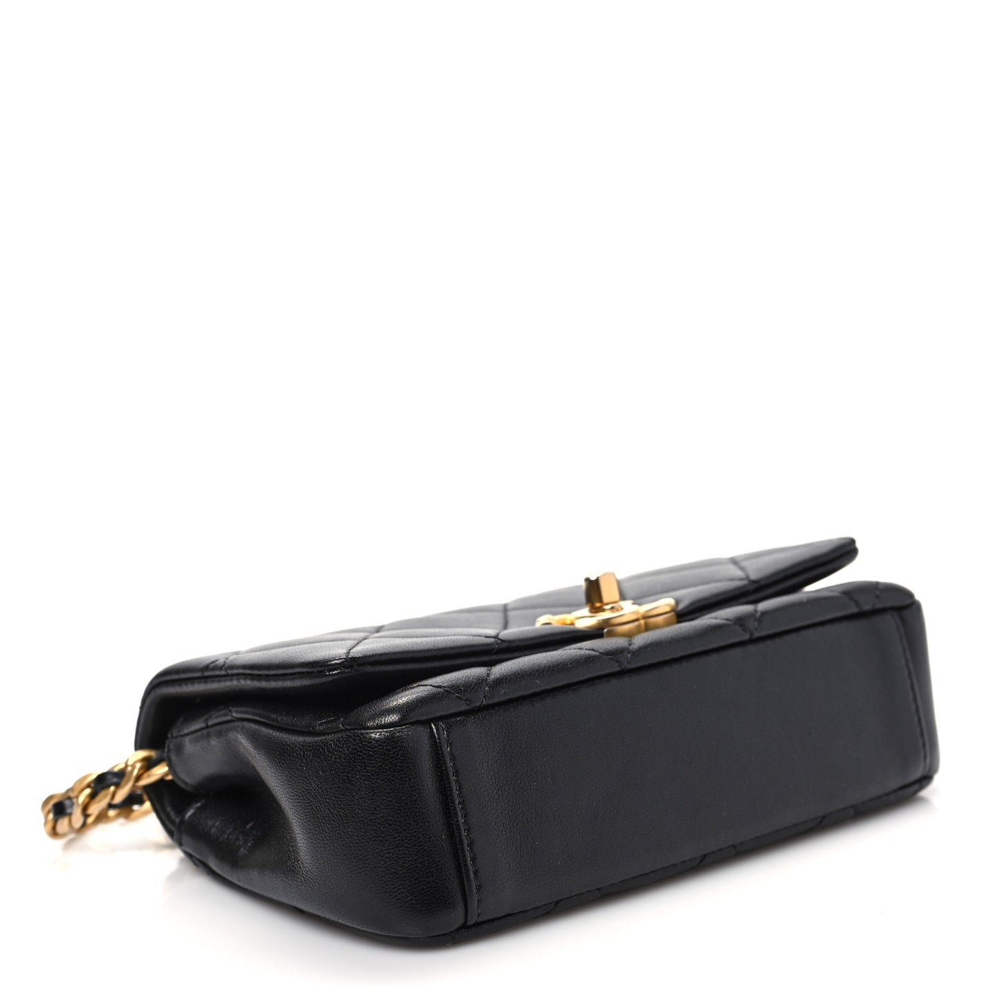 Shiny Lambskin Small Chain Is More Flap Black