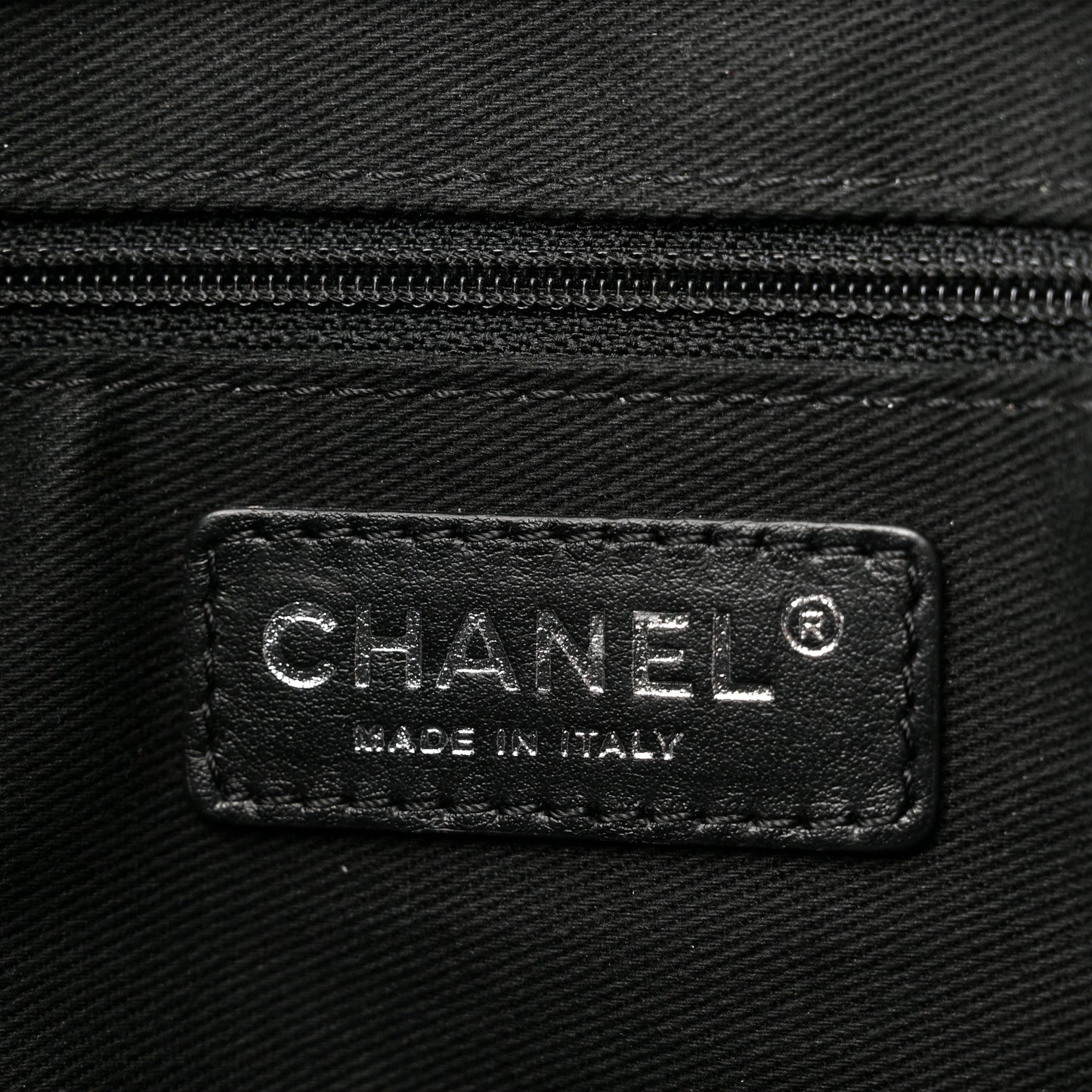 Calfskin CC Pocket Tote Black