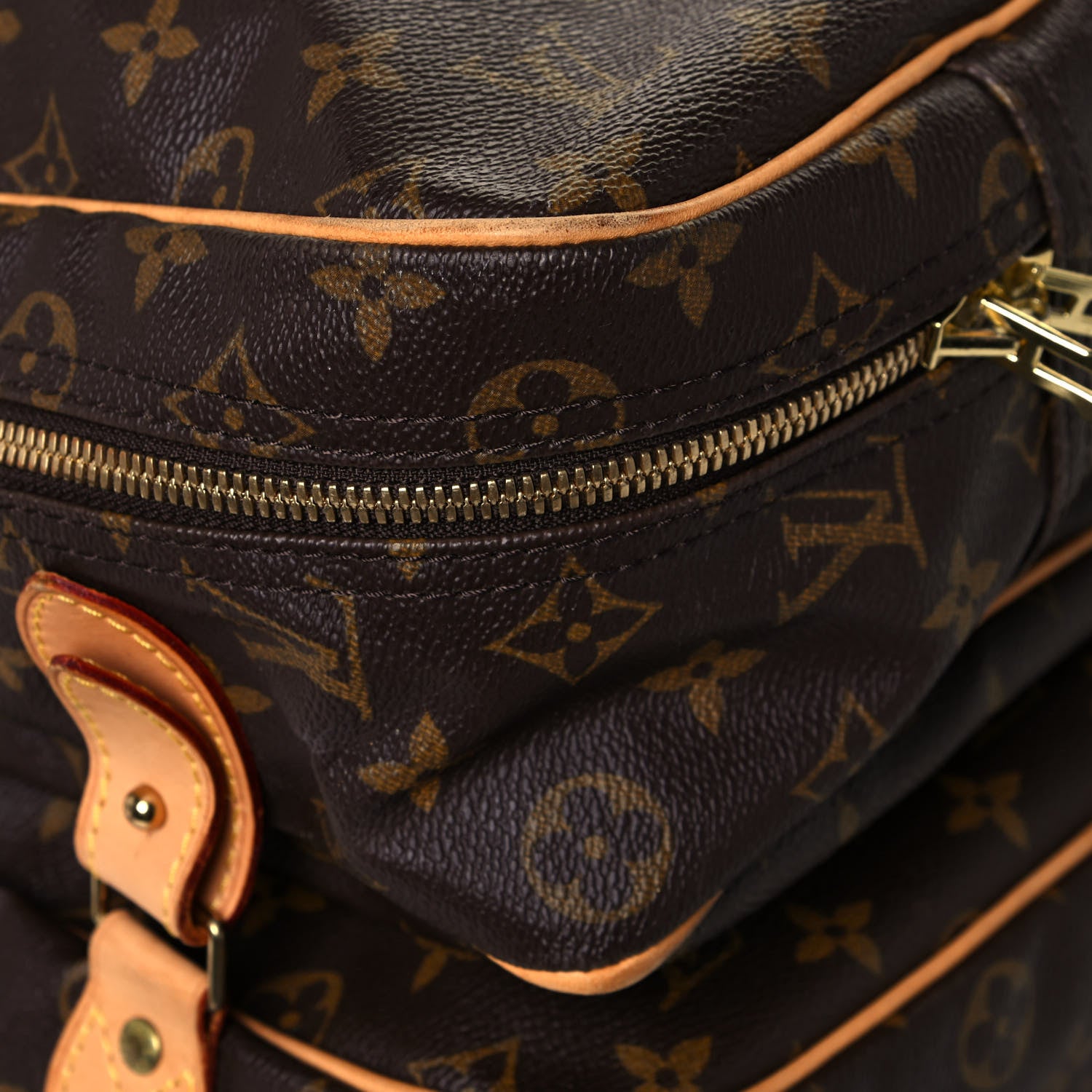 Louis Vuitton Monogram Sac Chasse Hunting Bag 8 of 16