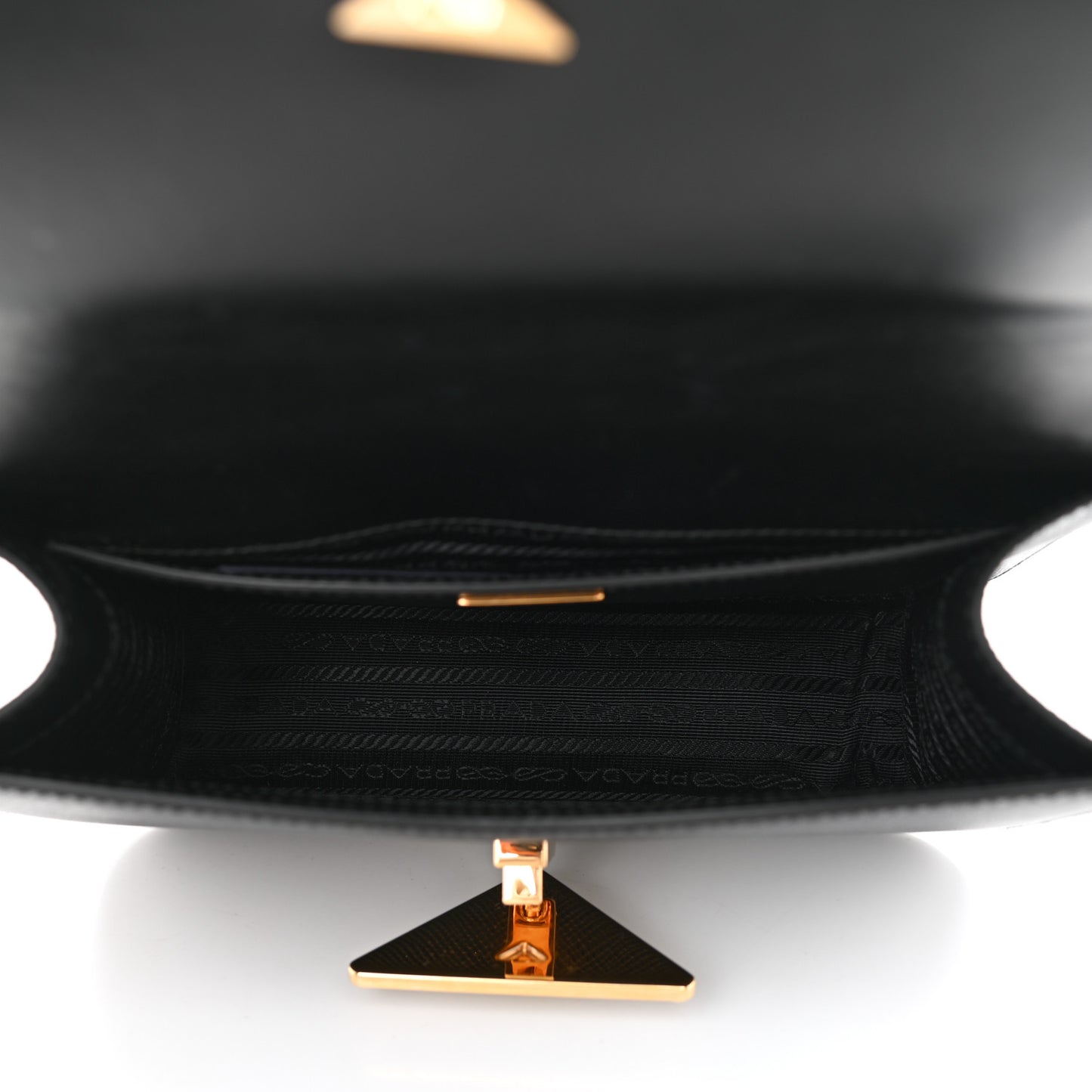 Saffiano Cuir Triangle Embleme Flap Shoulder Bag Black