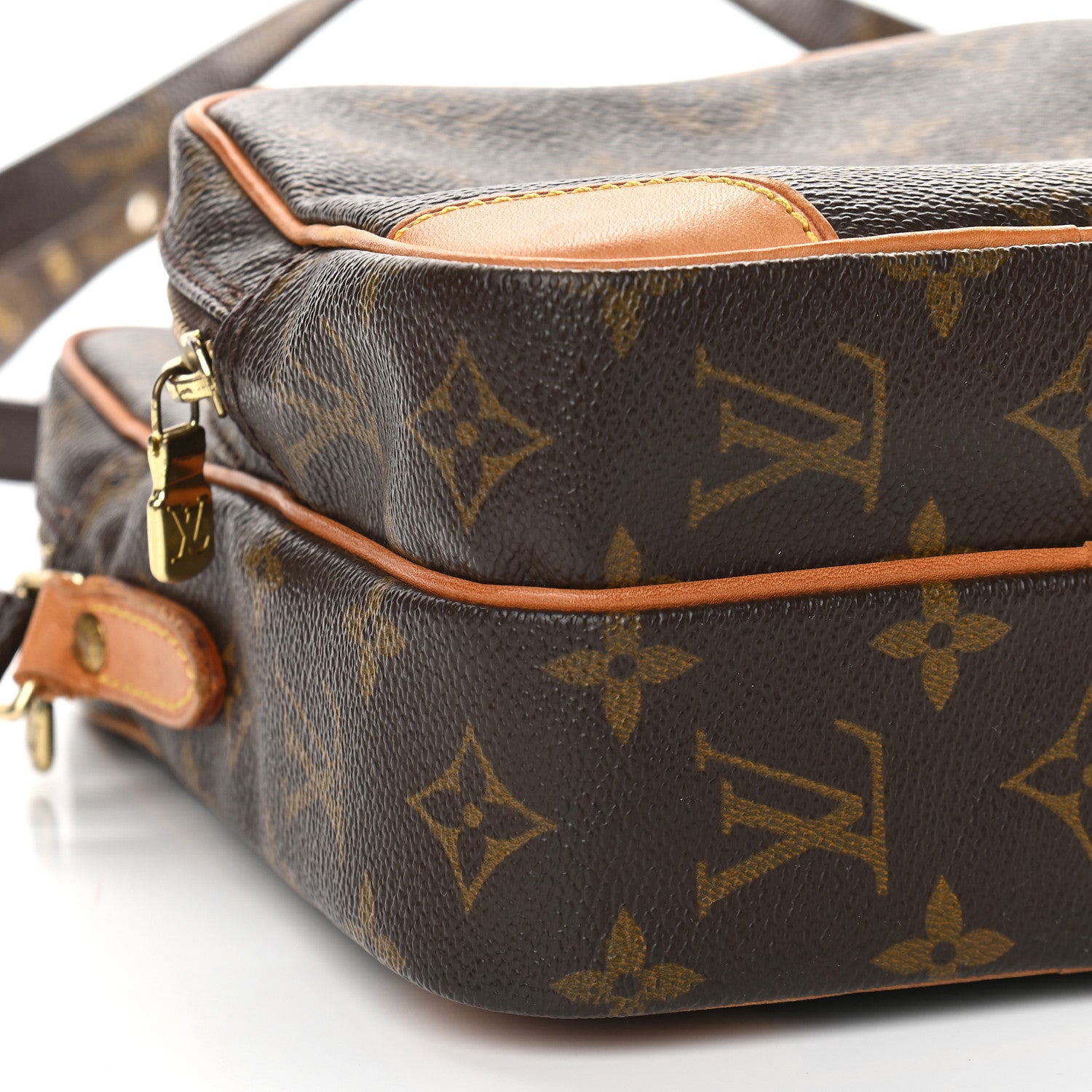 Louis Vuitton Monogram Amazone 8 of 11