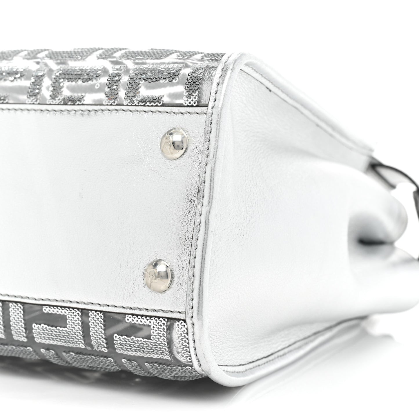 PVC Vitello Catalan Mirror Sequin FF Medium Peekaboo Iconic Satchel Argento