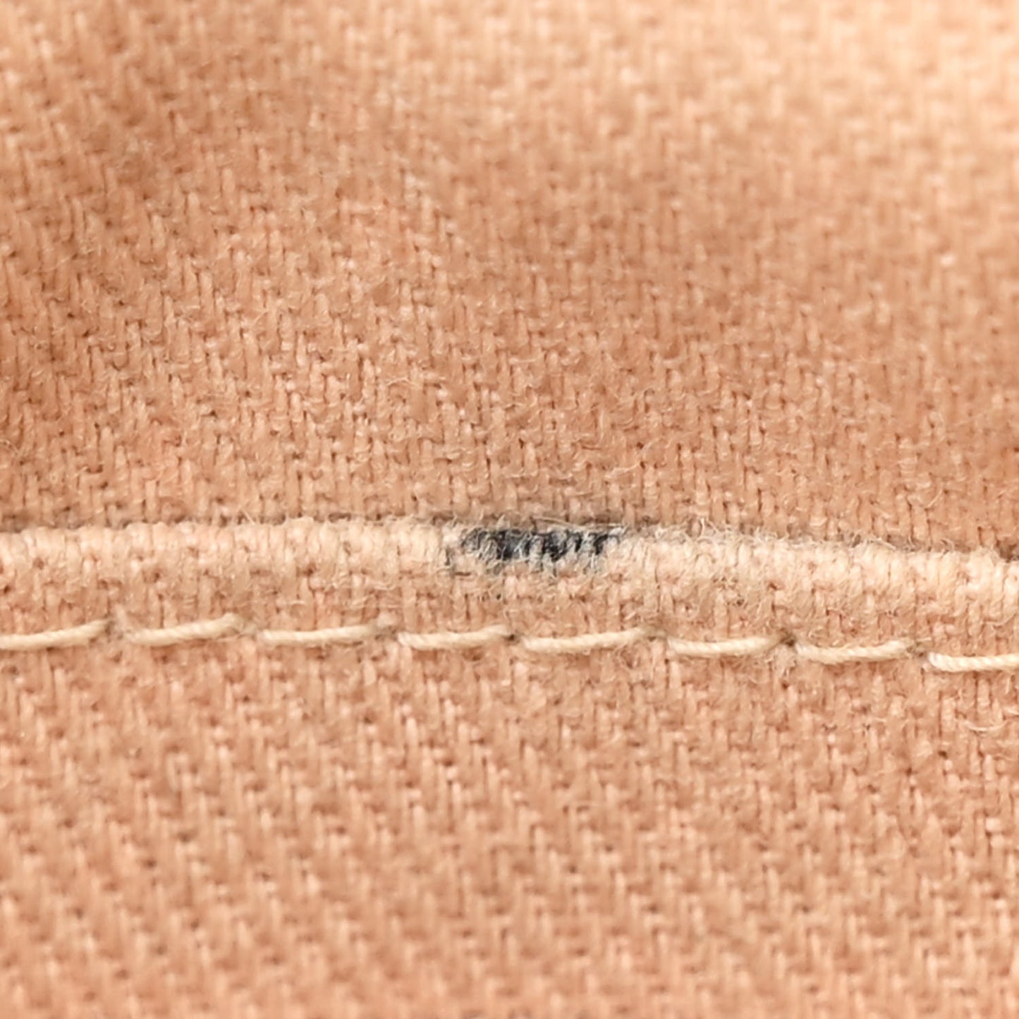 Lambskin Camellia Logo Clutch Beige White