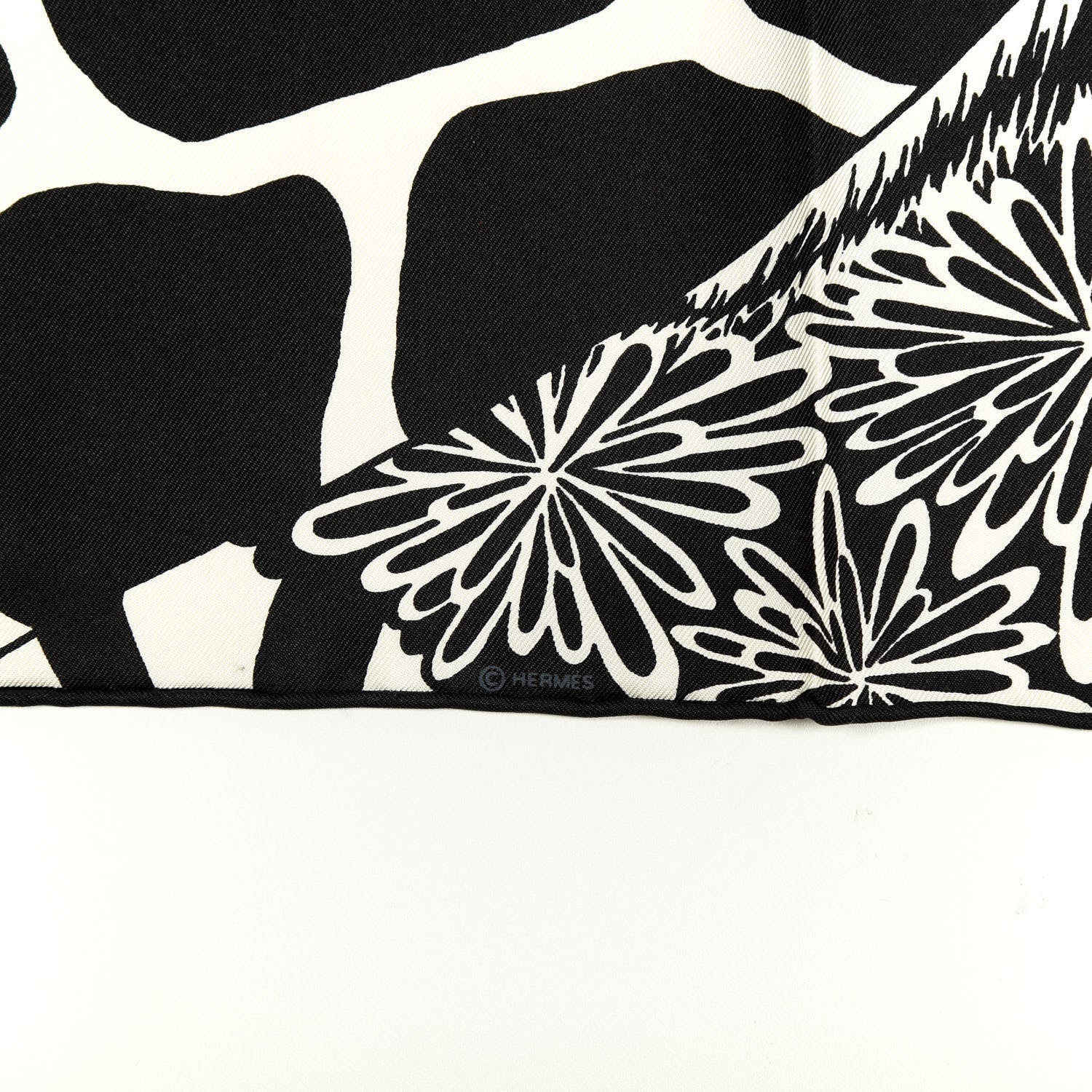 Hermes Silk The Three Graces Zoom Scarf 45 Blanc Casse Black 3 of 4