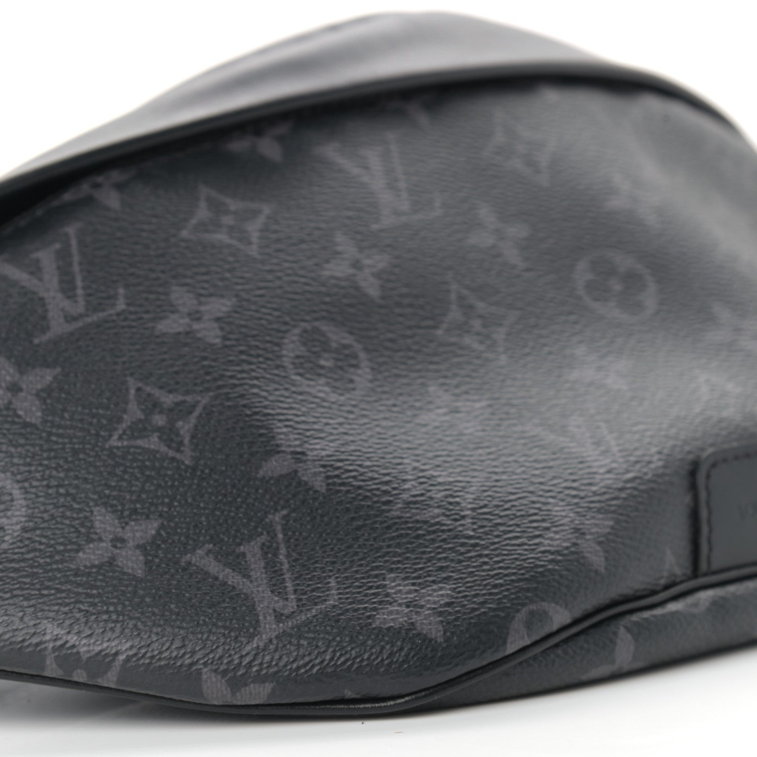 Louis Vuitton Monogram Eclipse Discovery Bumbag 7 of 8