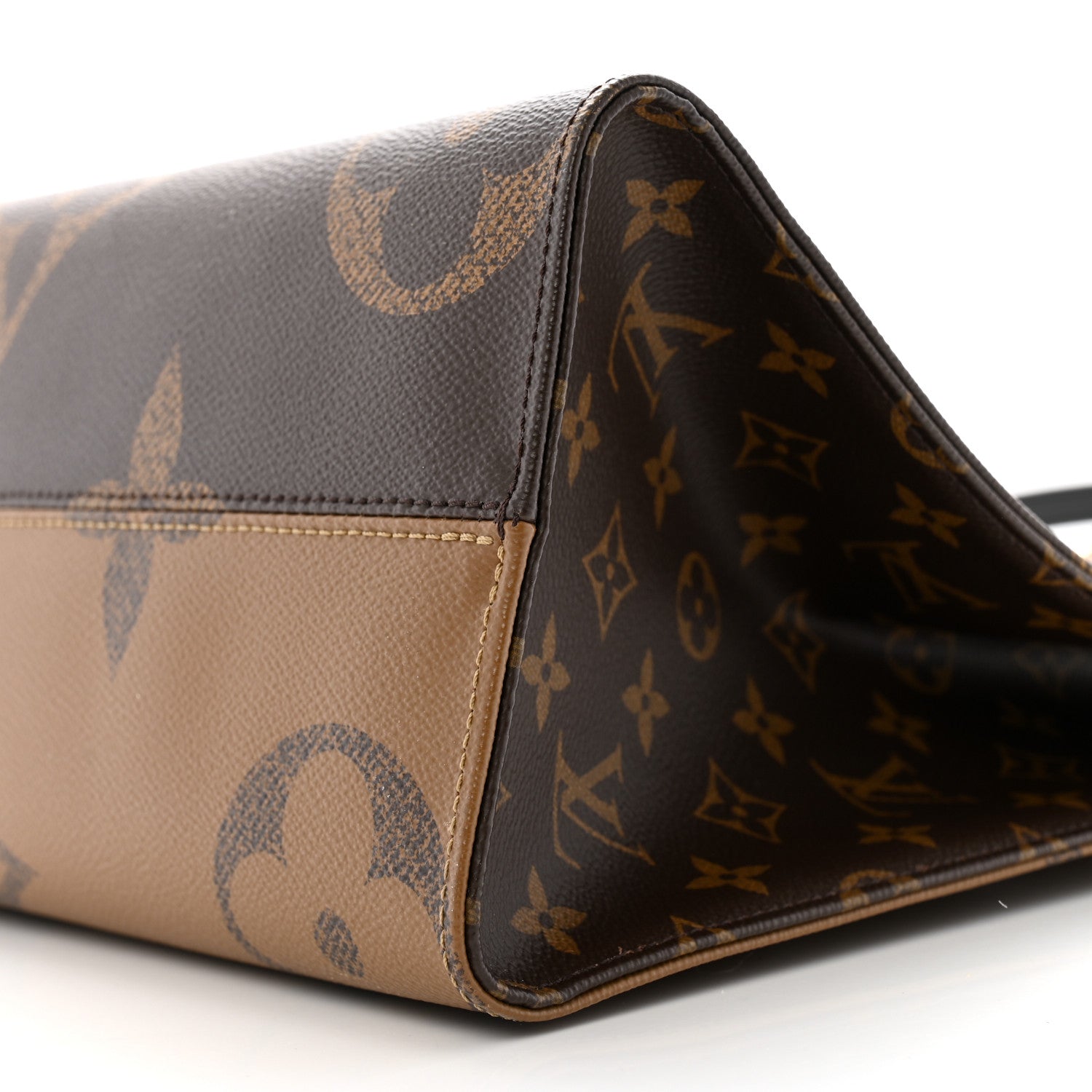 Louis Vuitton Reverse Monogram Giant Onthego MM 10 of 12