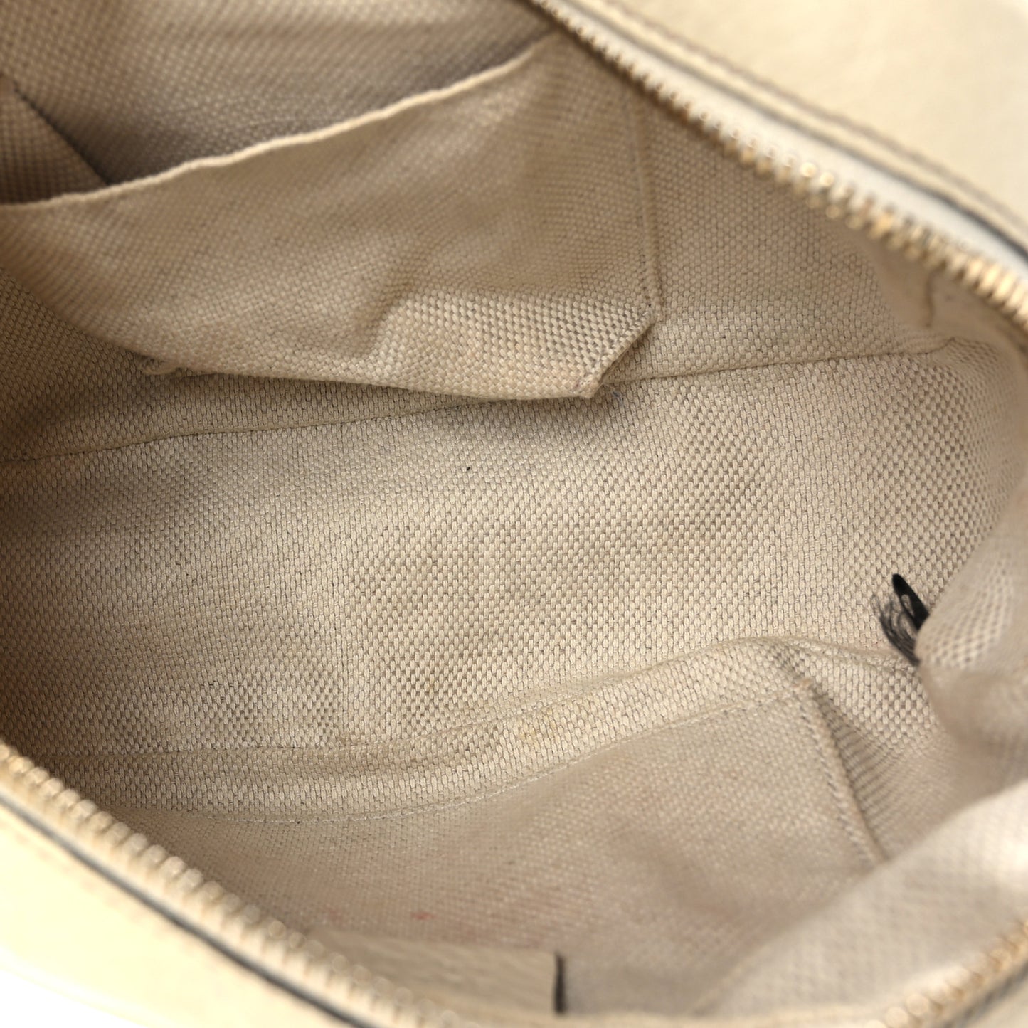 Pebbled Calfskin Small Soho Disco Bag Off White