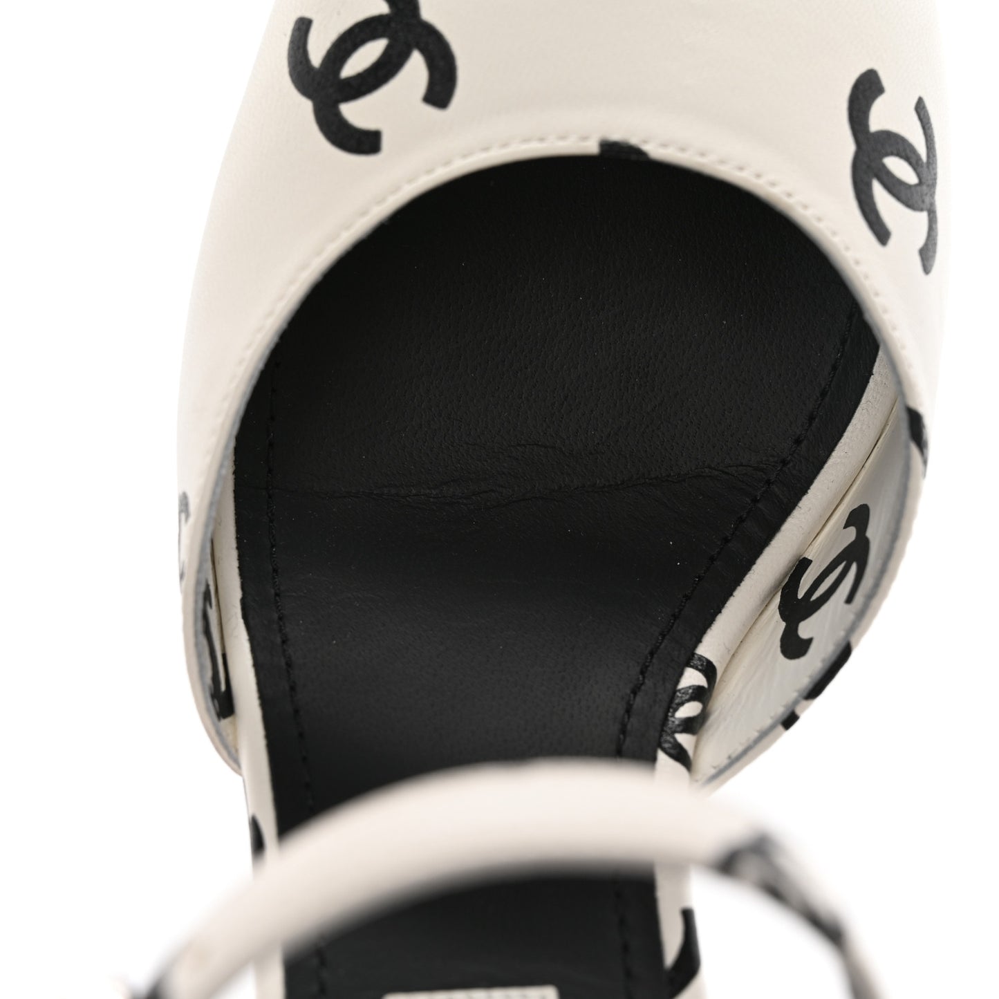 Printed Lambskin Coco Beach Sandals 39 White Black