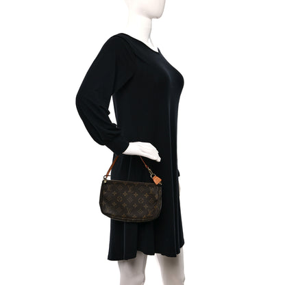 Louis Vuitton Monogram Pochette Accessories 2 of 8