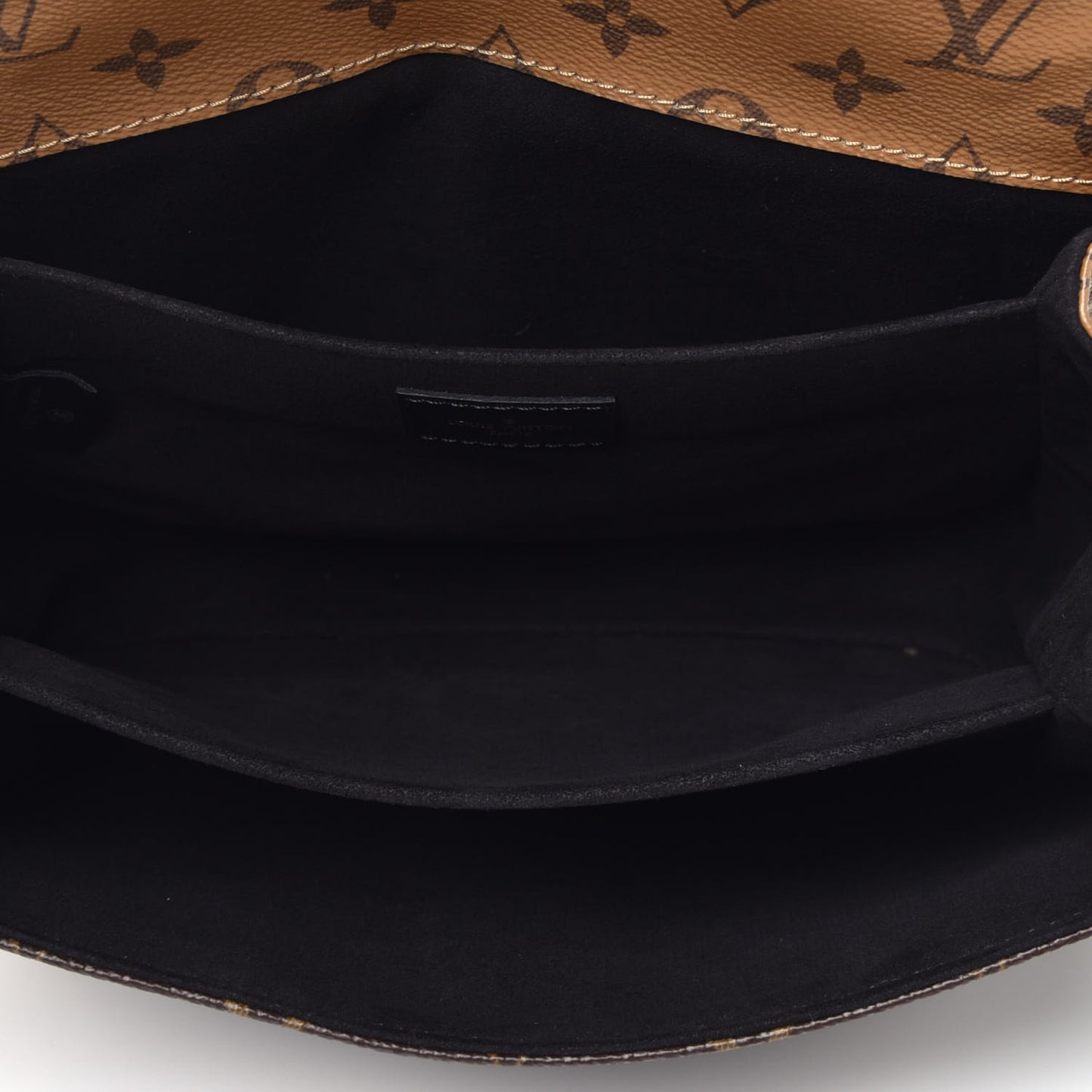 Reverse Monogram Pochette Metis