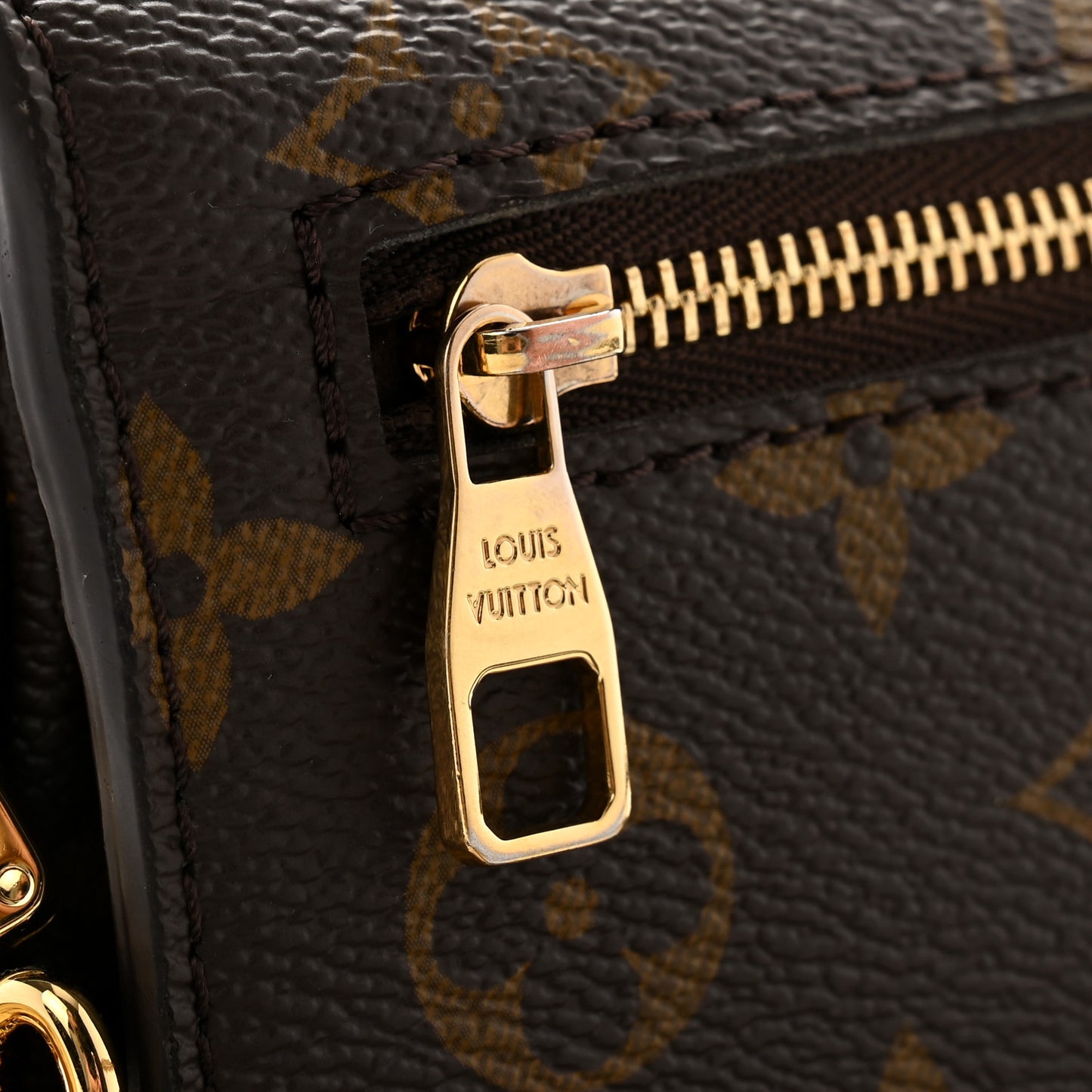 Monogram Pochette Metis East West