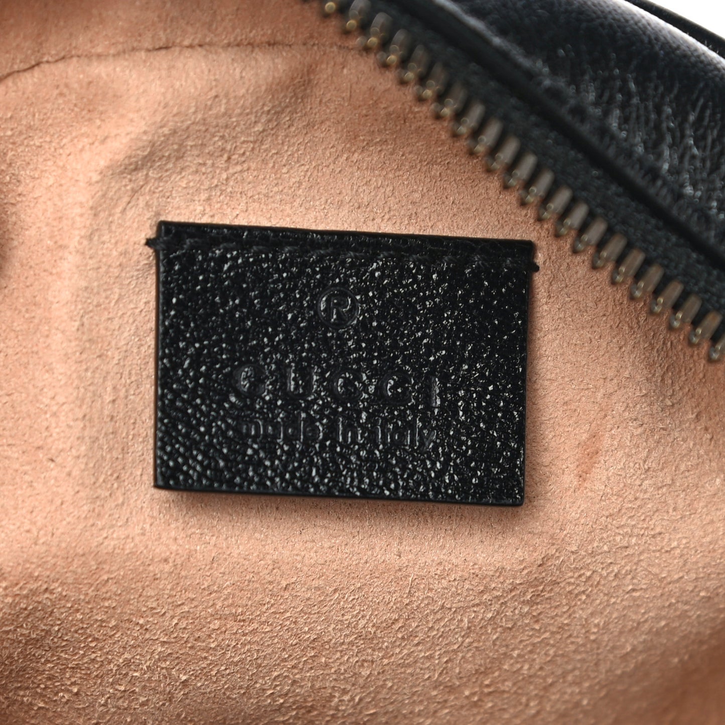 Azalea Calfskin Matelasse Heart Mini GG Marmont Round Shoulder Bag Black