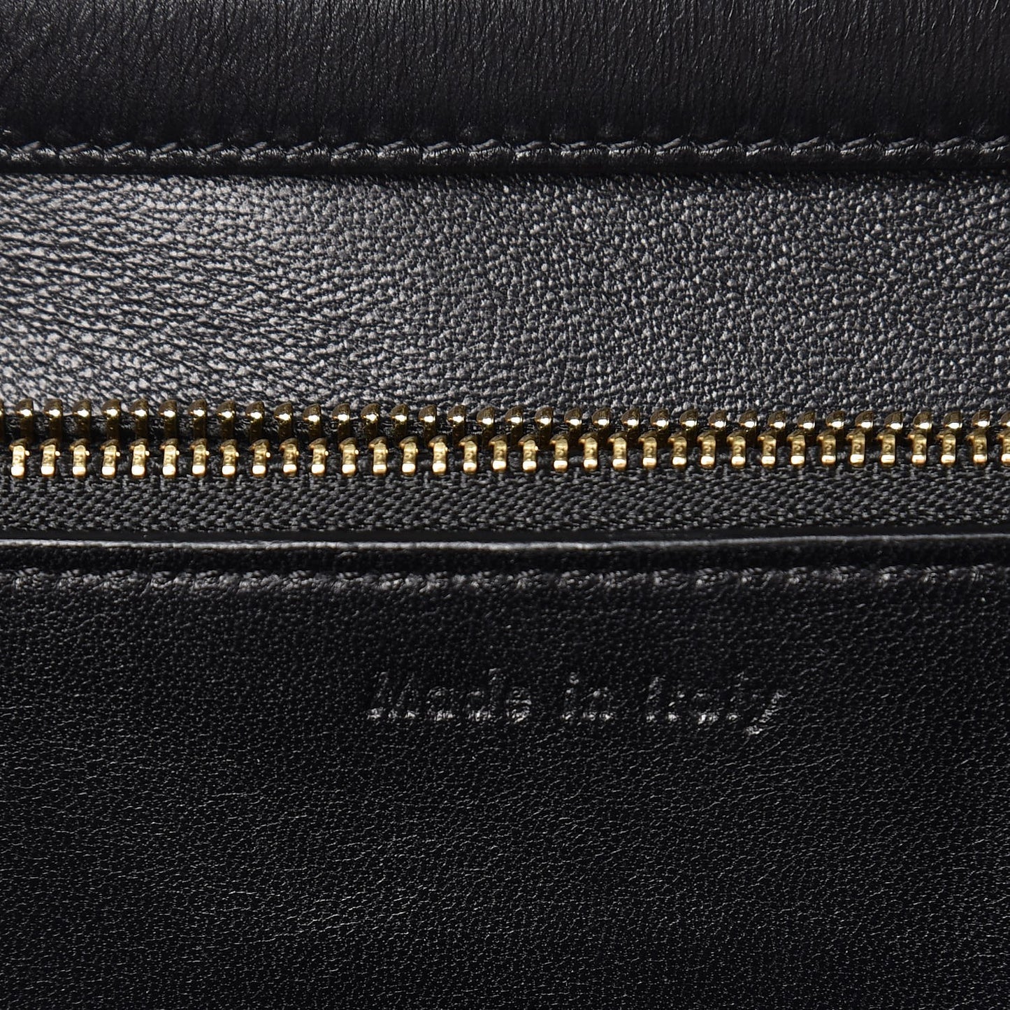 Box Calfskin Medium Classic Box Flap Bag Black