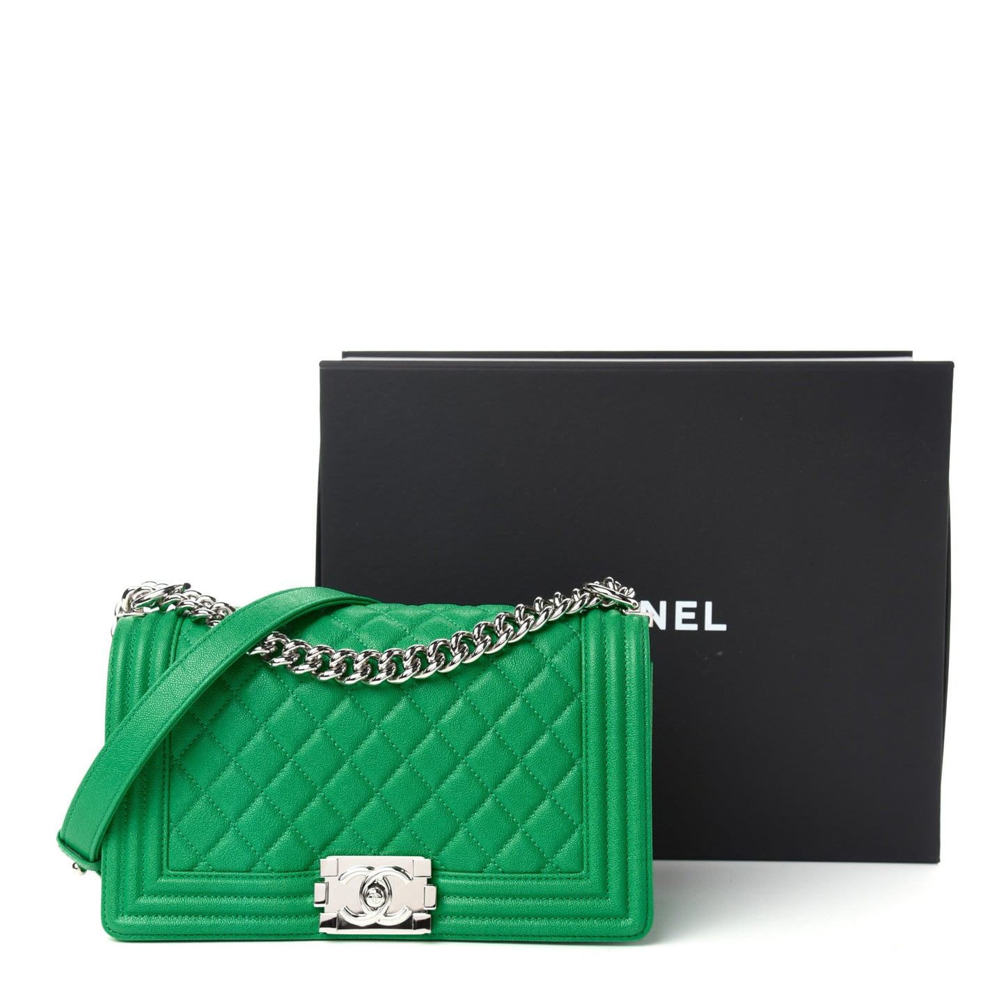 Caviar Quilted Medium Boy Flap Green