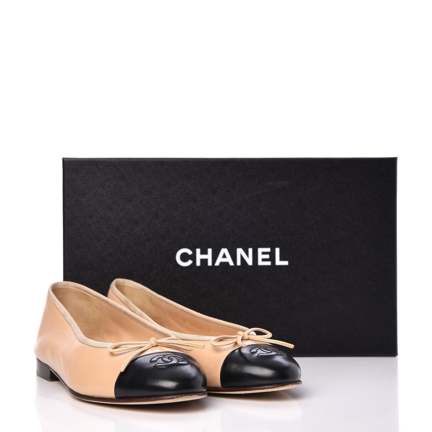 Lambskin Cap Toe CC Ballerina Flats 36.5 Beige Black