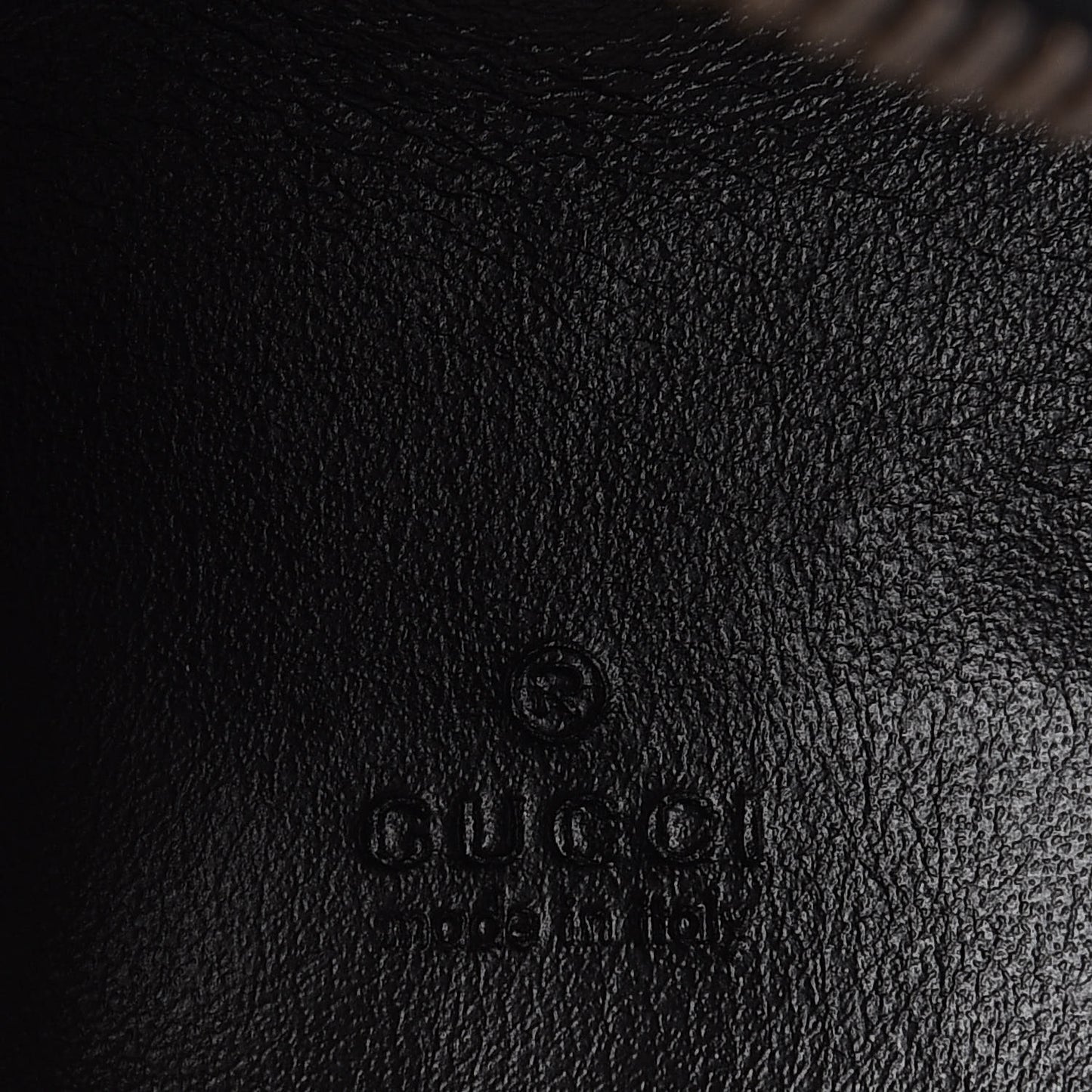 Calfskin Matelasse Mini GG Marmont Crossbody Bag Black