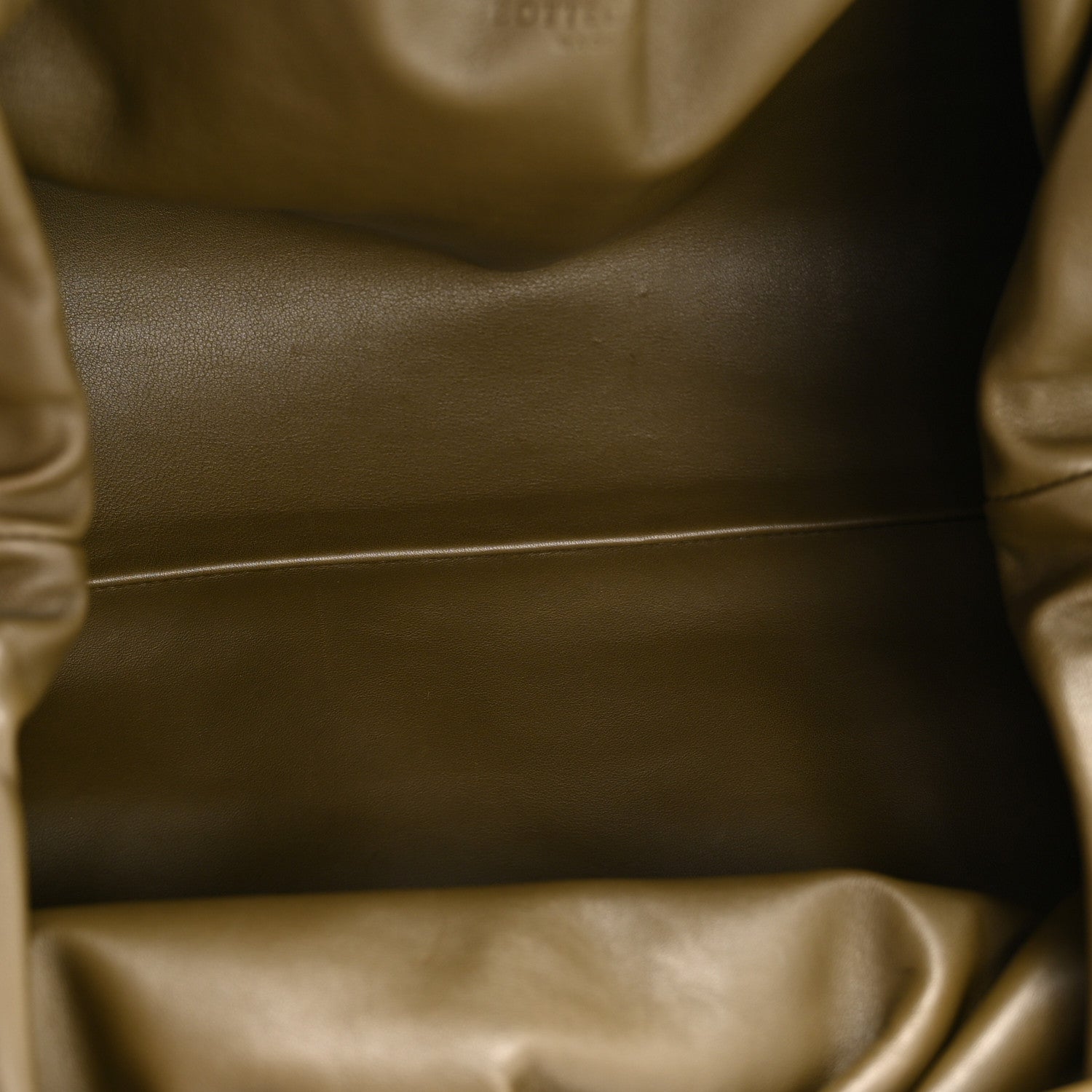 Bottega Veneta Smooth Butter Calf The Pouch Oversized Clutch Kaki Fondent 5 of 11