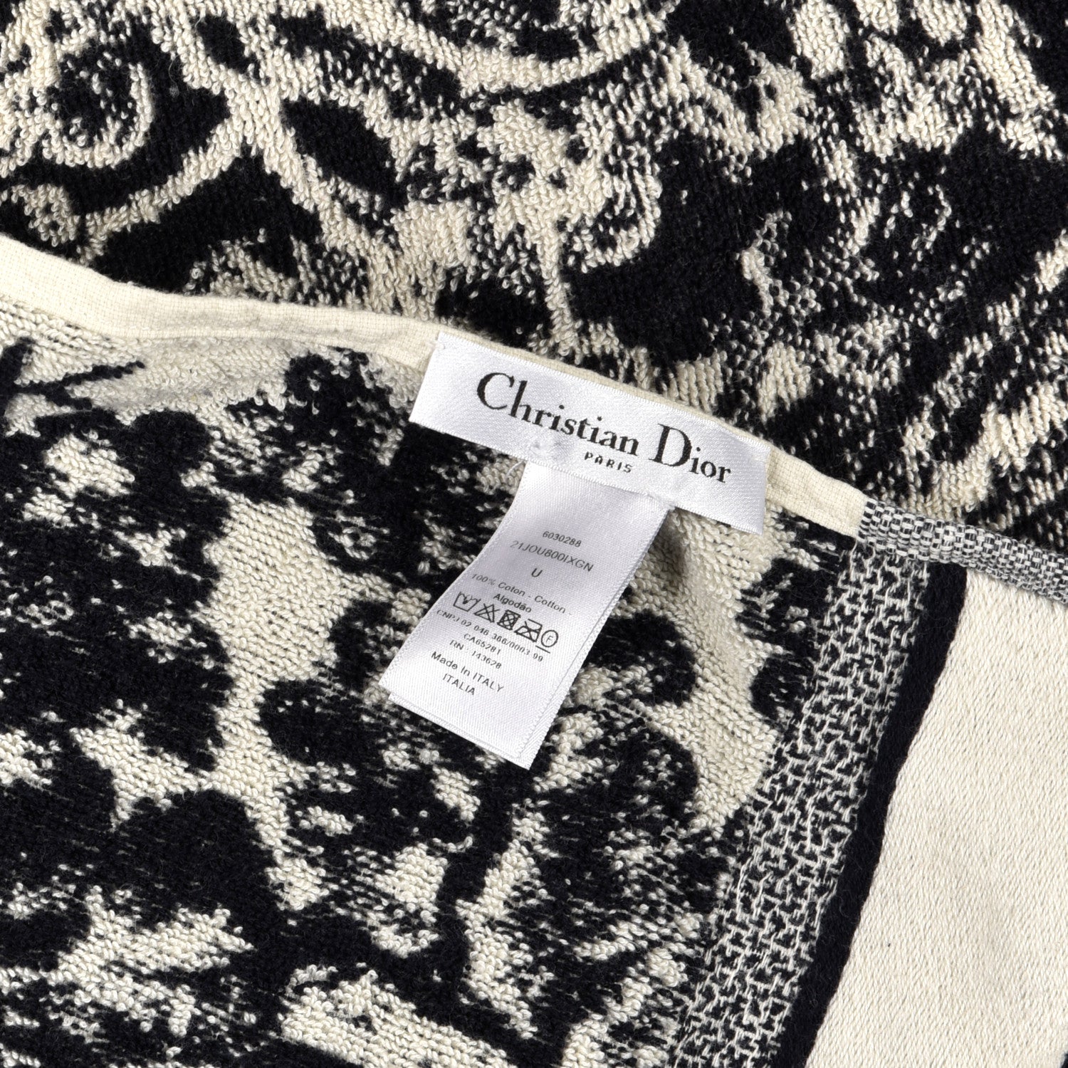Christian Dior Cotton Toile De Jouy Reverse Towel Black Ivory 3 of 3