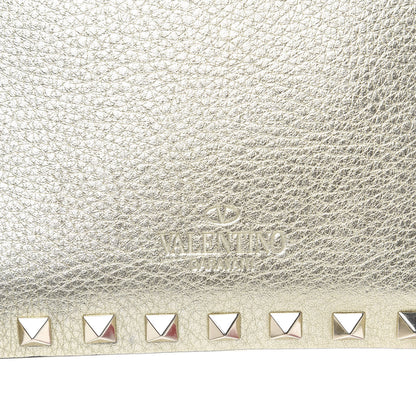 Valentino Garavani Metallic Pebbled Calfskin Rockstud Camera Crossbody Bag Platino 7 of 9