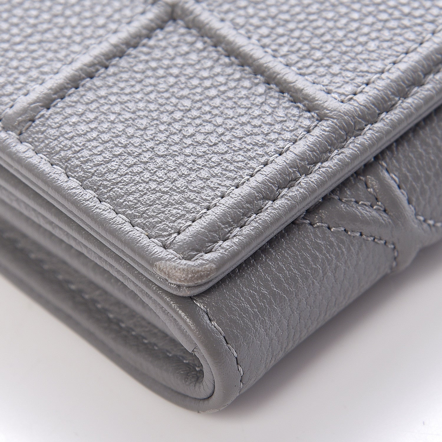 Christian Dior Grained Calfskin Diorama Croisiere Chain Wallet Gris 14 of 17