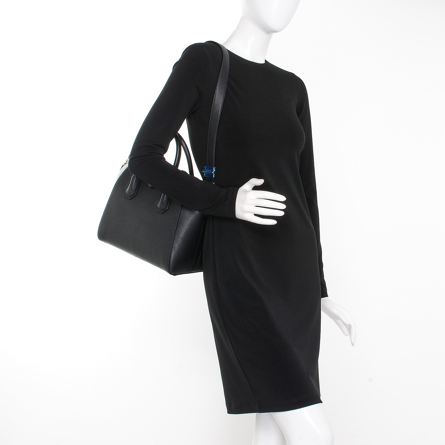 Givenchy Sugar Goatskin Small Antigona Black 2 of 12