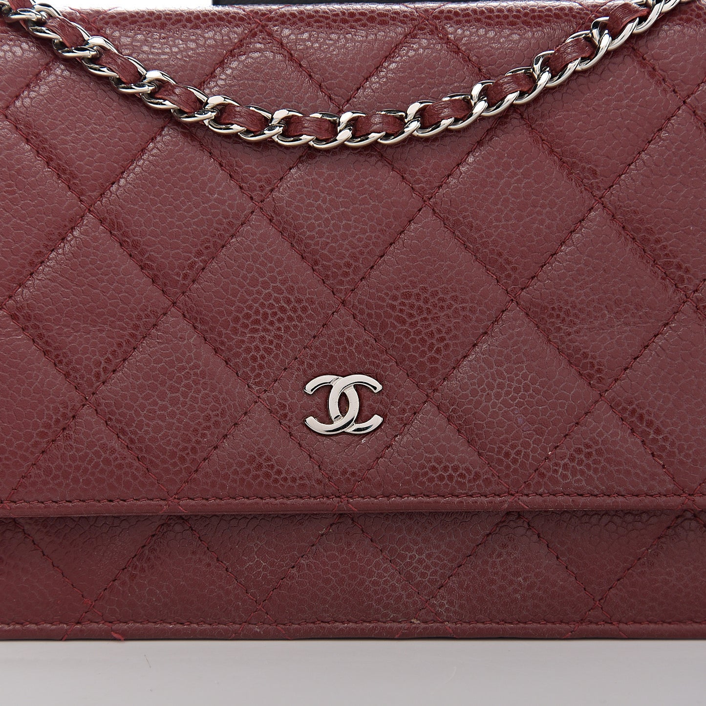 Caviar Quilted Wallet On Chain WOC Dark Red