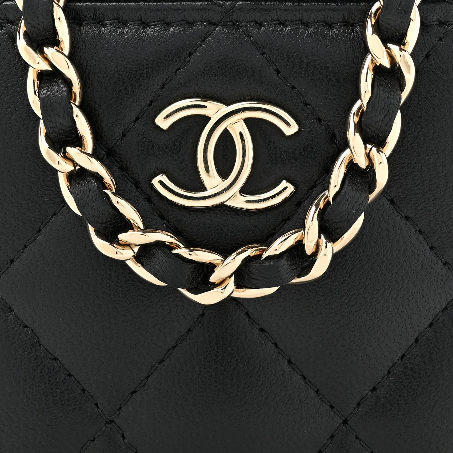 Lambskin Quilted Top Handle Mini Vanity Case With Chain Black