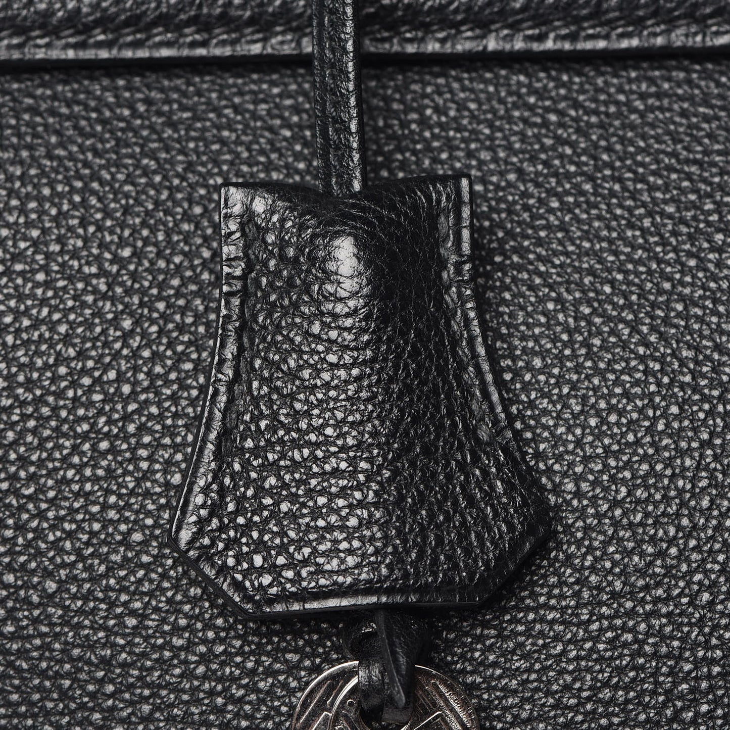 Togo Kelly Retourne 35 Black