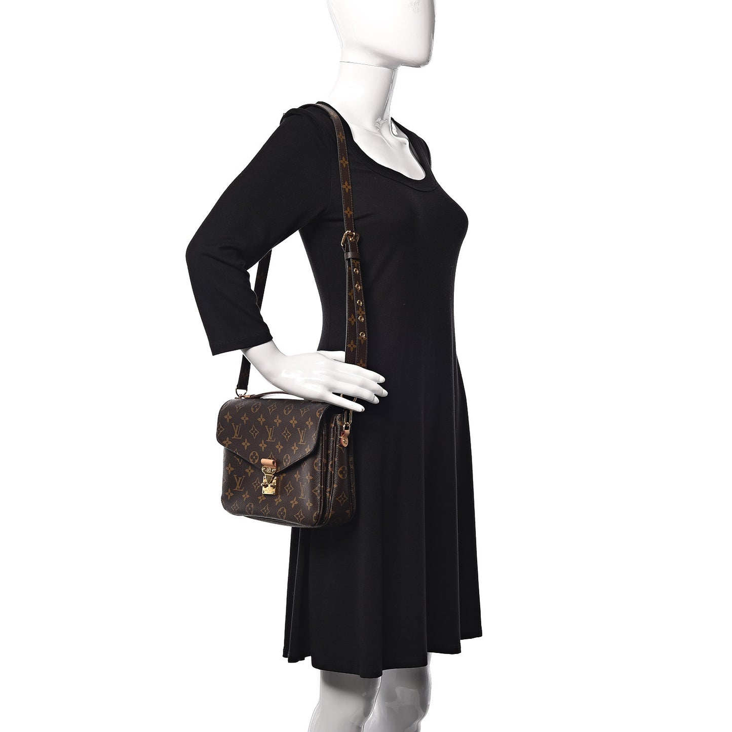 Monogram Pochette Metis