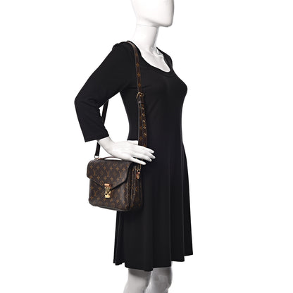 Louis Vuitton Monogram Pochette Metis 2 of 9