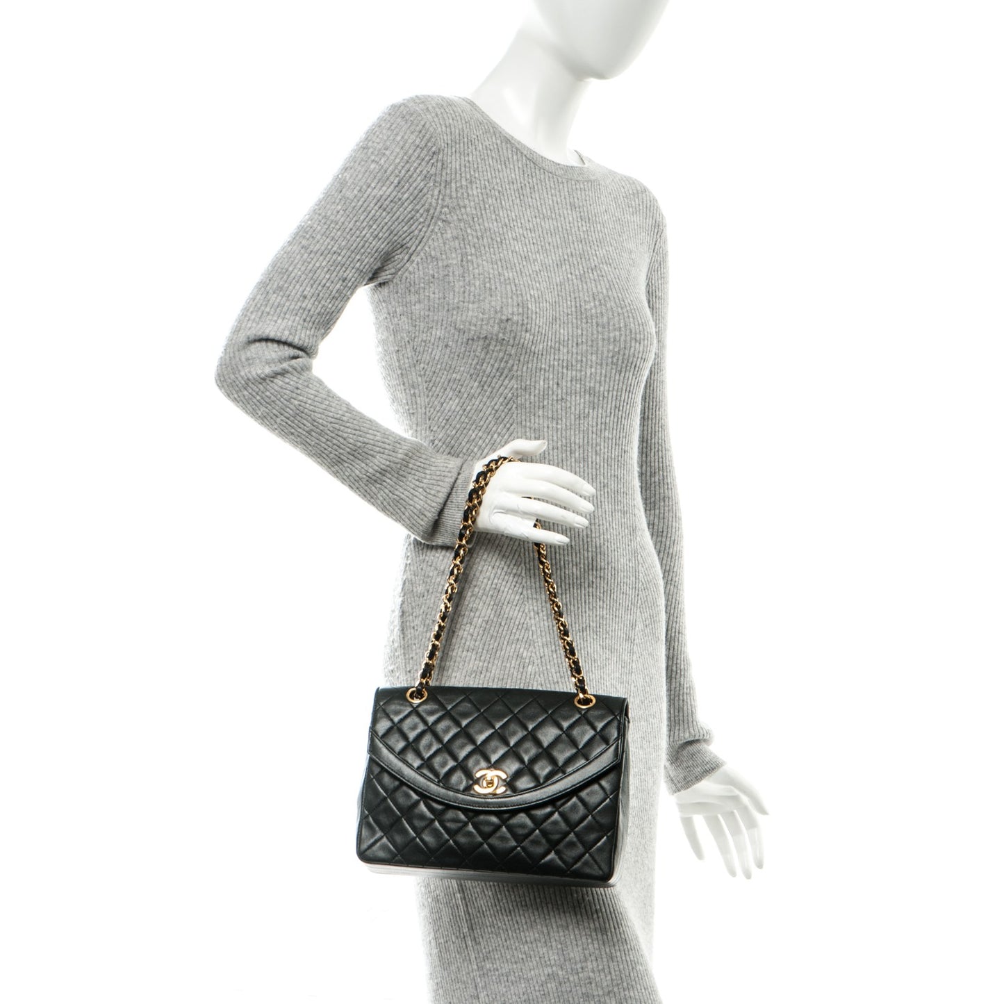 Lambskin Quilted Medium Single Flap Black