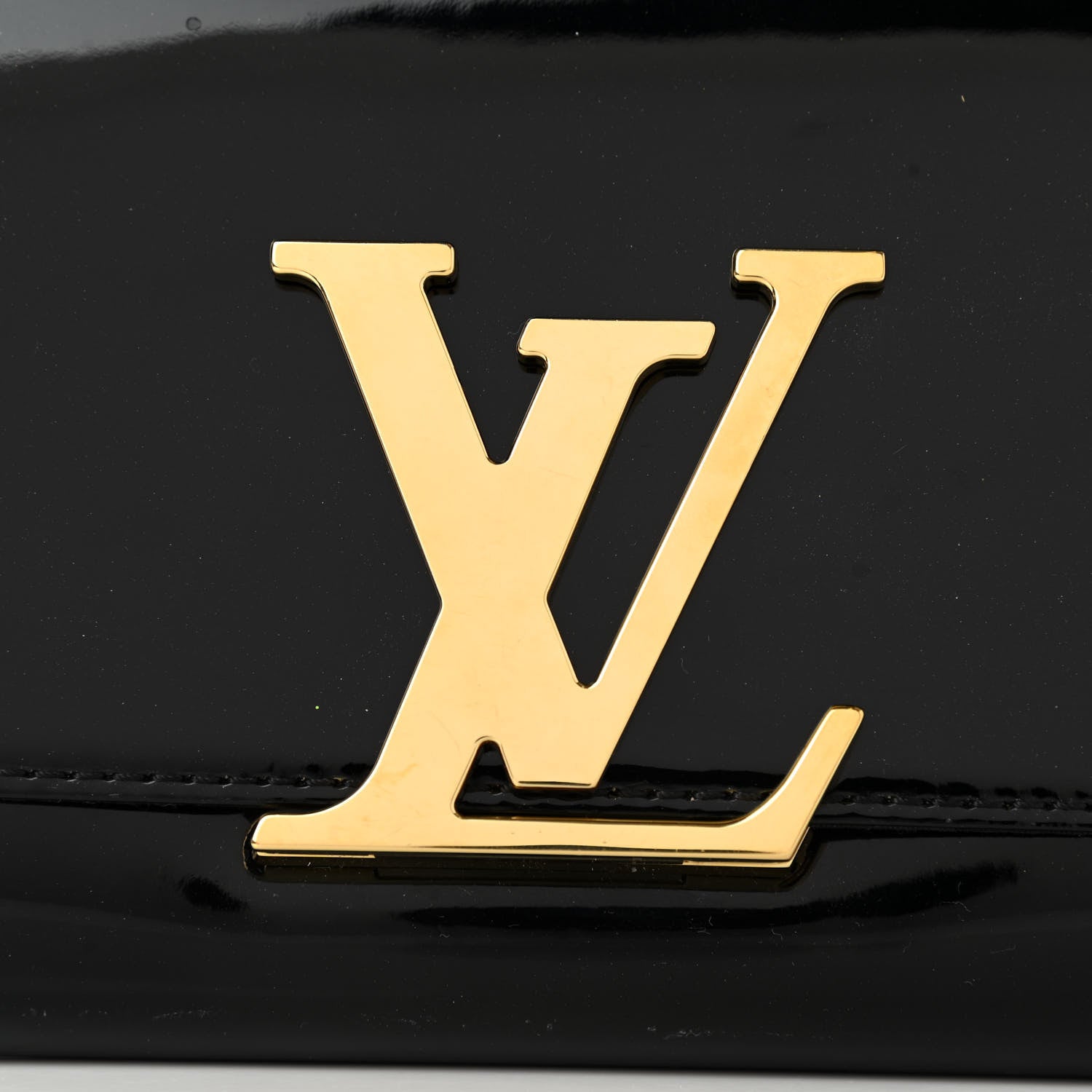 Louis Vuitton Patent Louise Clutch Black 8 of 12