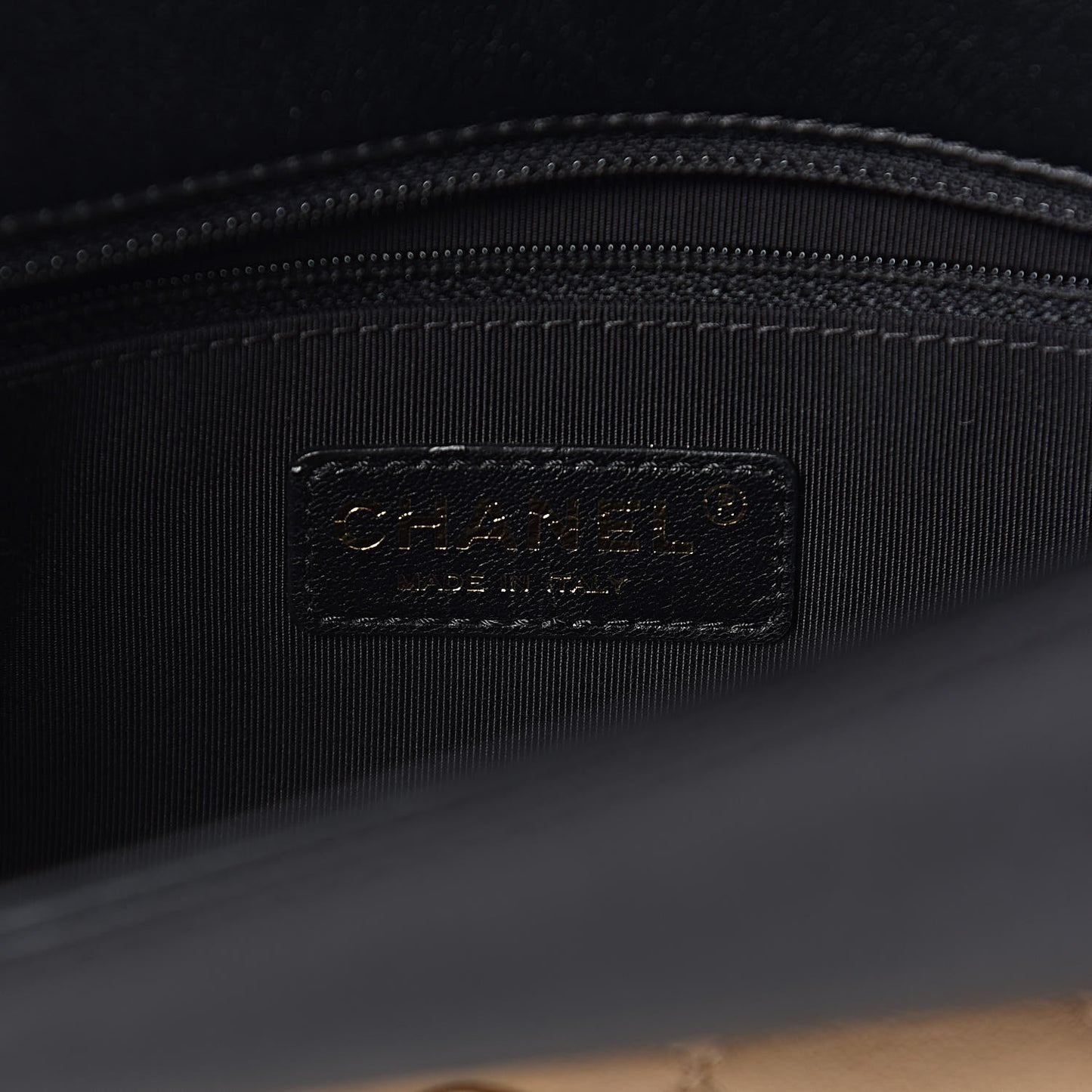 Calfskin Quilted Medium Graphic Flap Beige Black