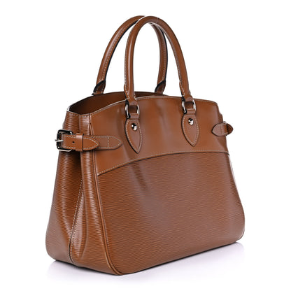 Louis Vuitton Epi Passy PM Cannelle 3 of 10