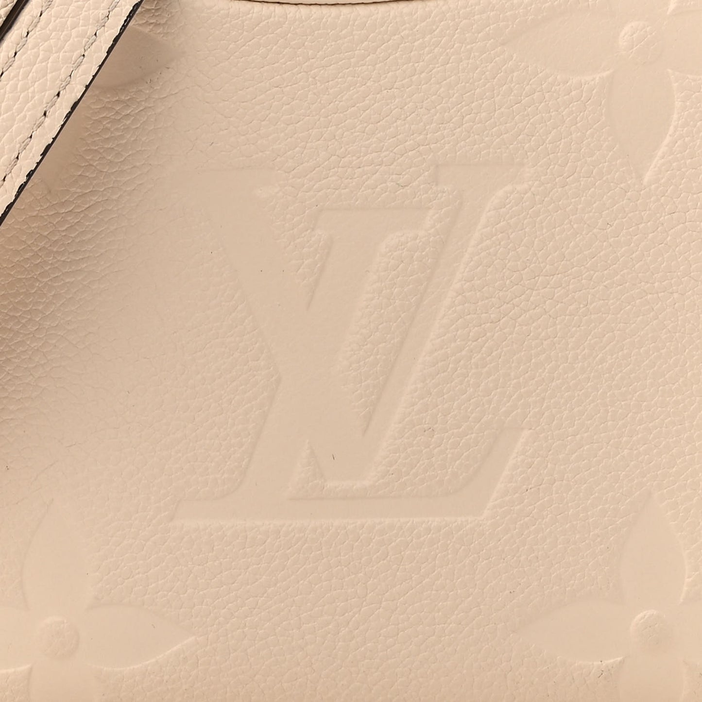 Empreinte Monogram Giant Bagatelle NM Creme