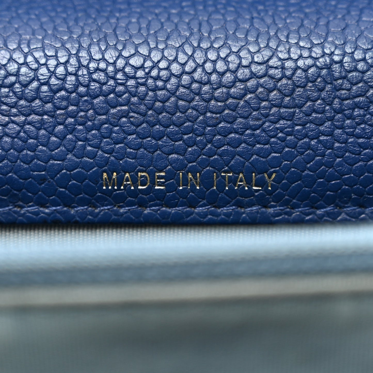 Grained Calfskin Quilted Cuba Square Wallet On Chain WOC Blue