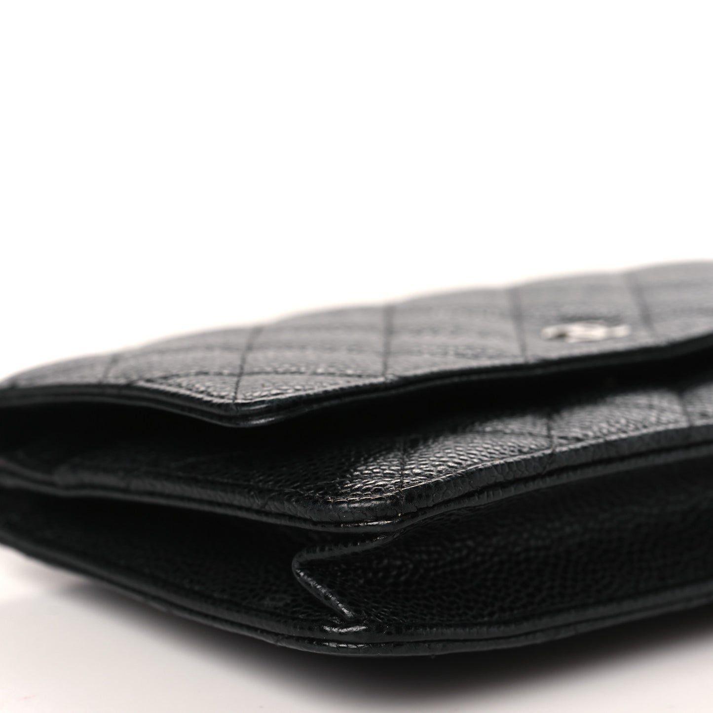 Caviar Quilted Wallet on Chain WOC Black