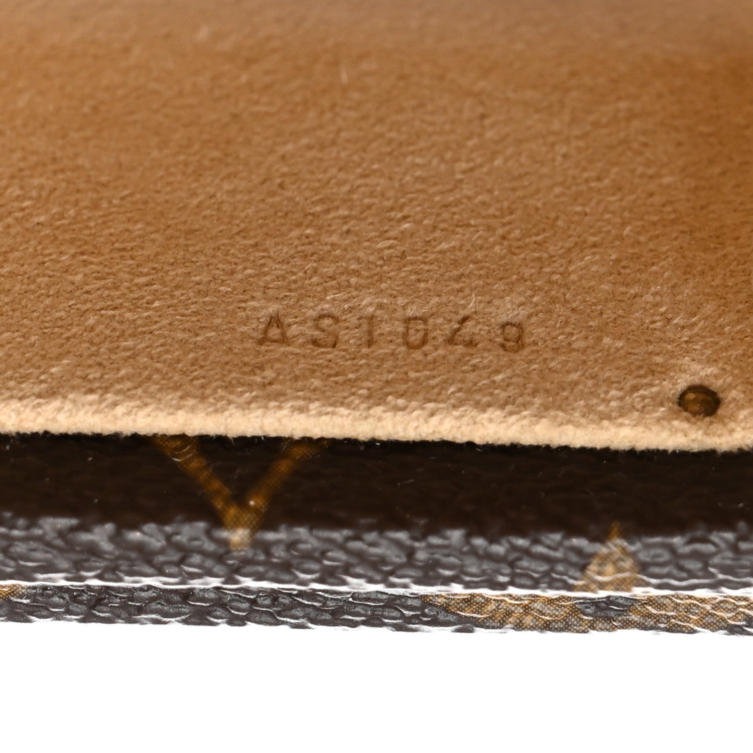 Louis Vuitton Monogram Coffret Tresor 24 7 of 8