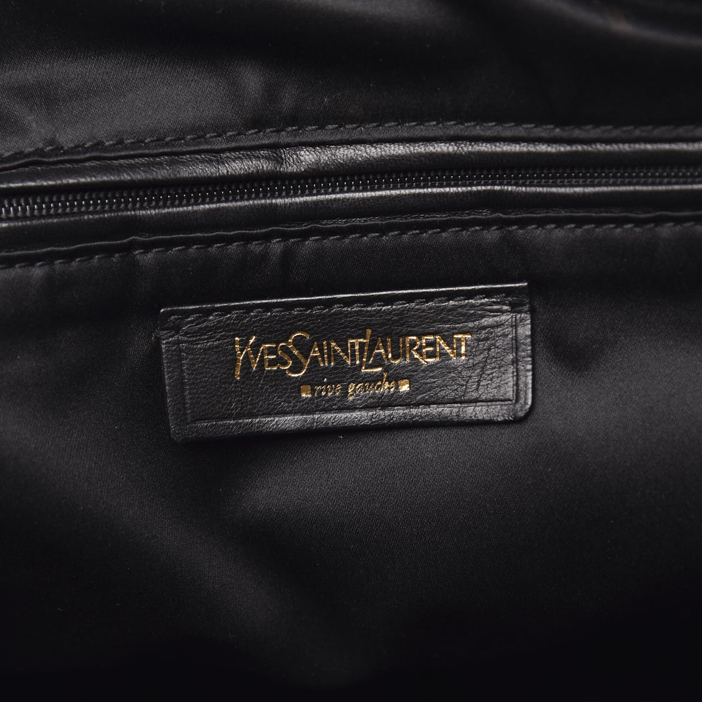 Calfskin Large Muse Black