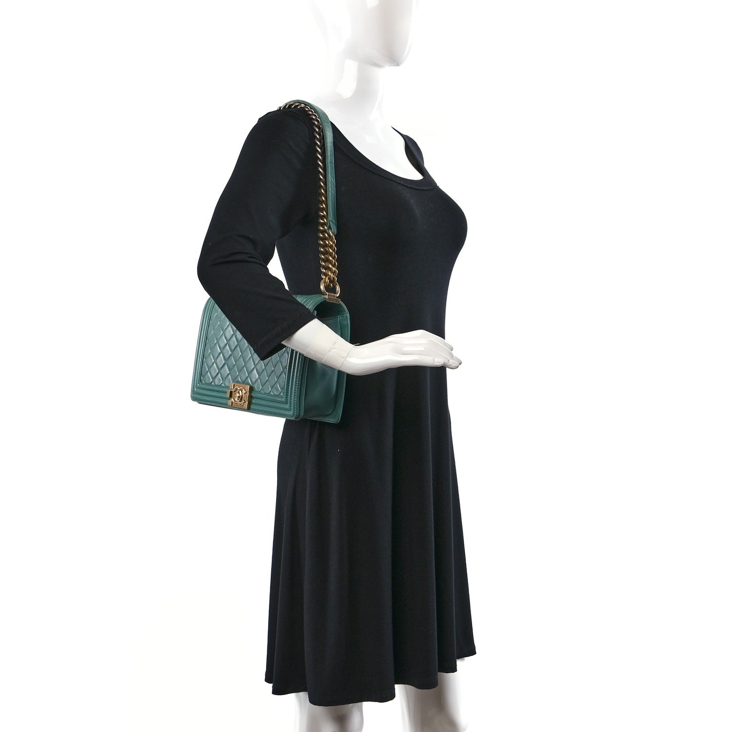 Lambskin Quilted New Medium Boy Flap Green