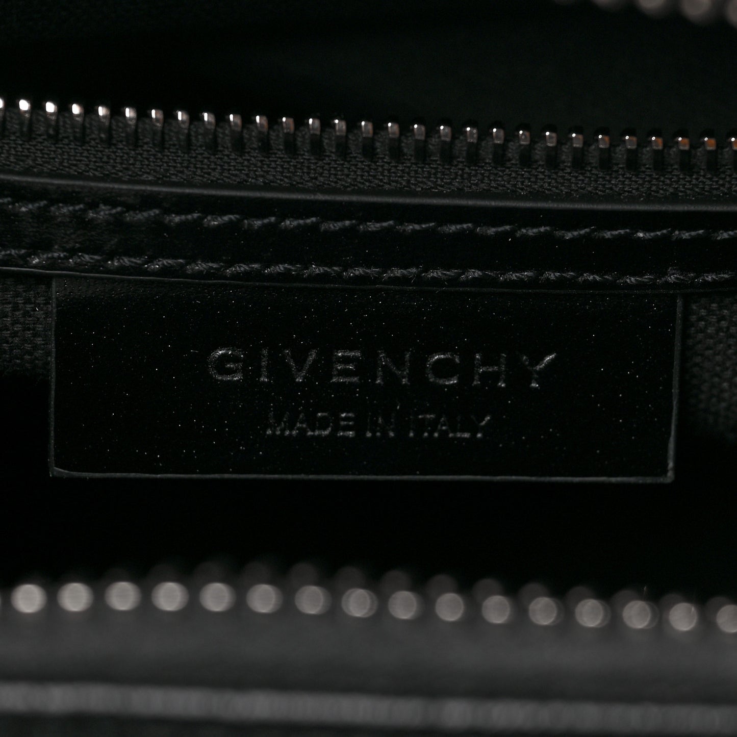 Shiny Lord Calfskin Mini Antigona Black