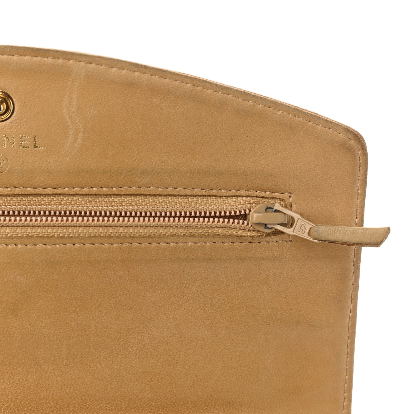 Caviar Timeless CC Wallet on Chain WOC Beige