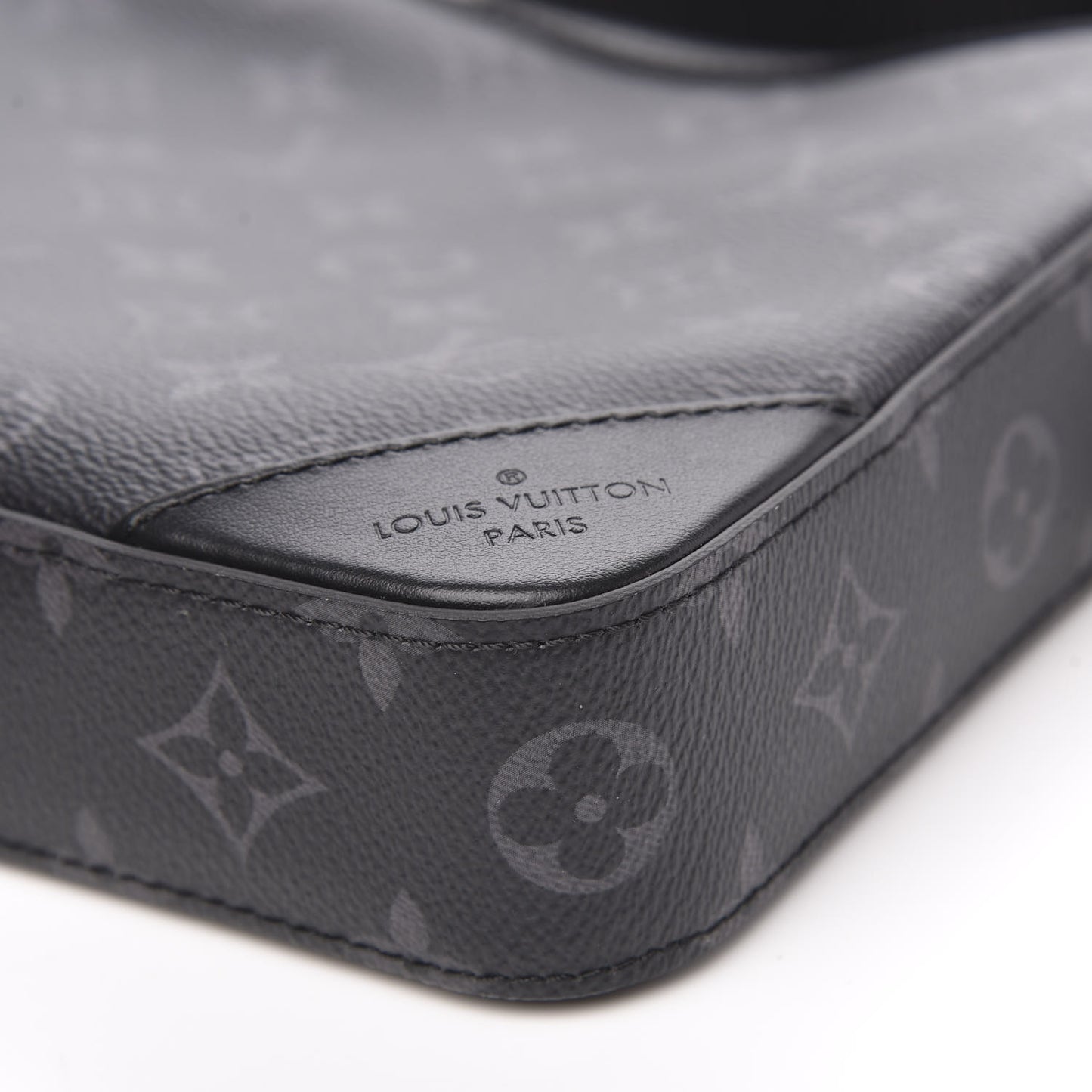 Reverse Monogram Eclipse Trio Messenger Large Pochette