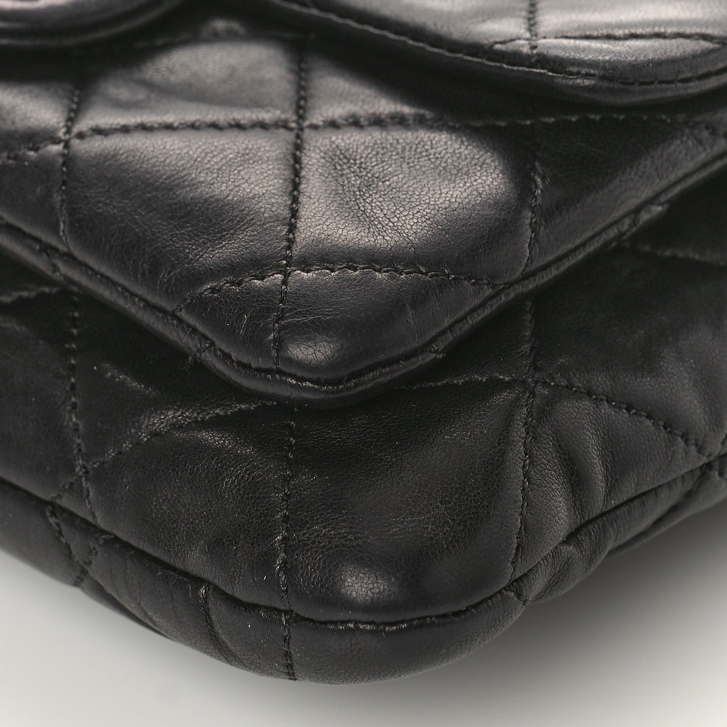 Lambskin Quilted Mineral Nights Flap Wristlet Black
