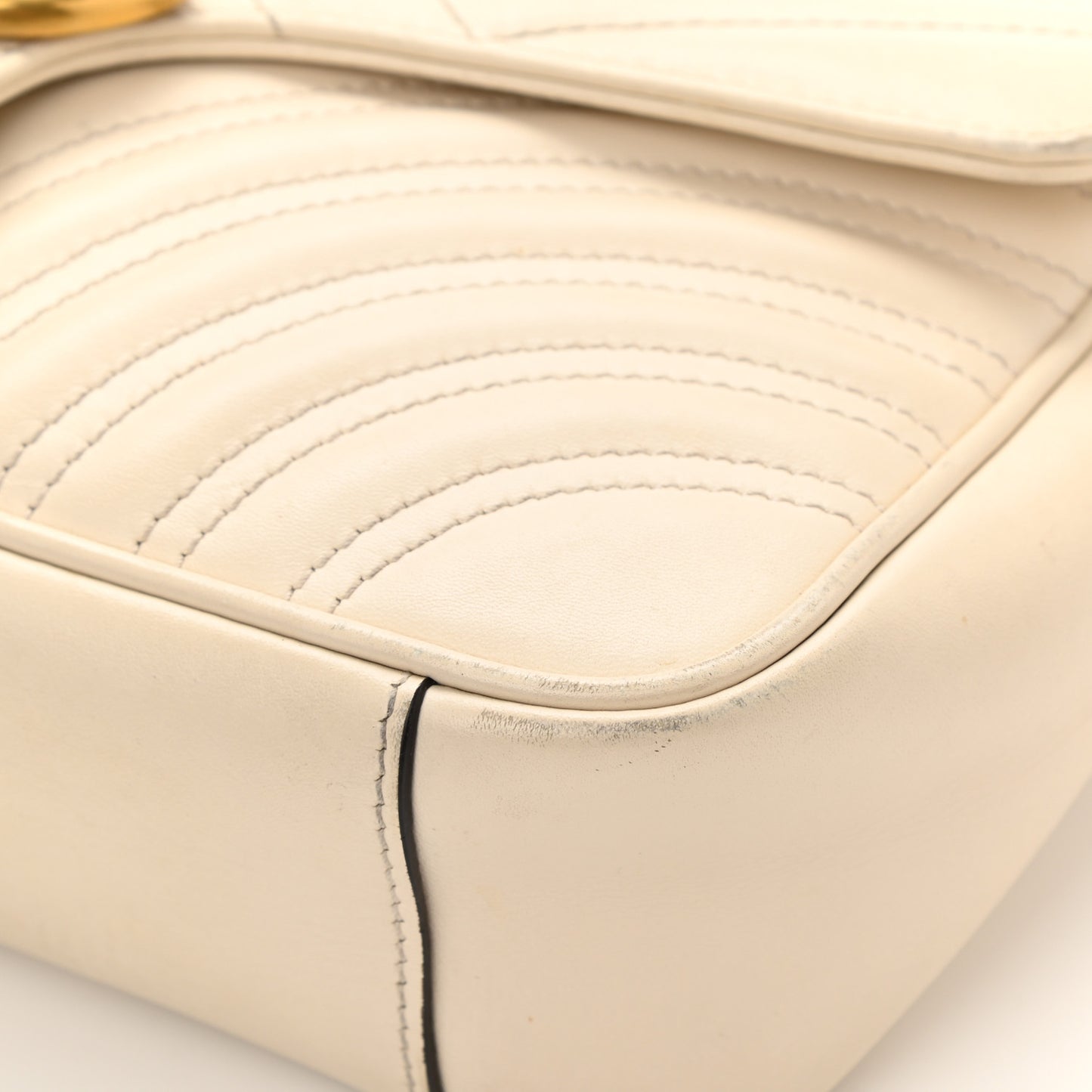 Calfskin Matelasse Small GG Marmont Shoulder Bag White