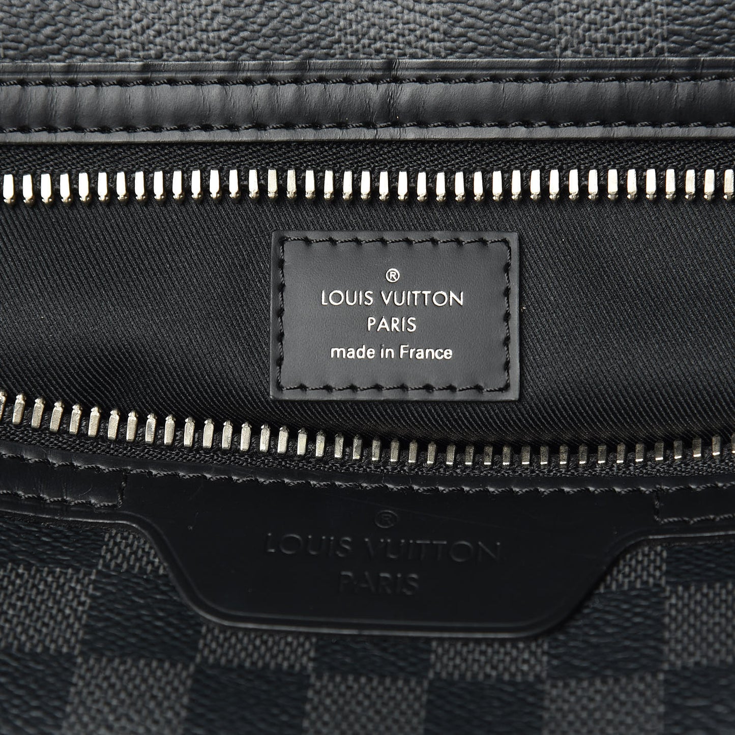 Damier Graphite Hunter Messenger